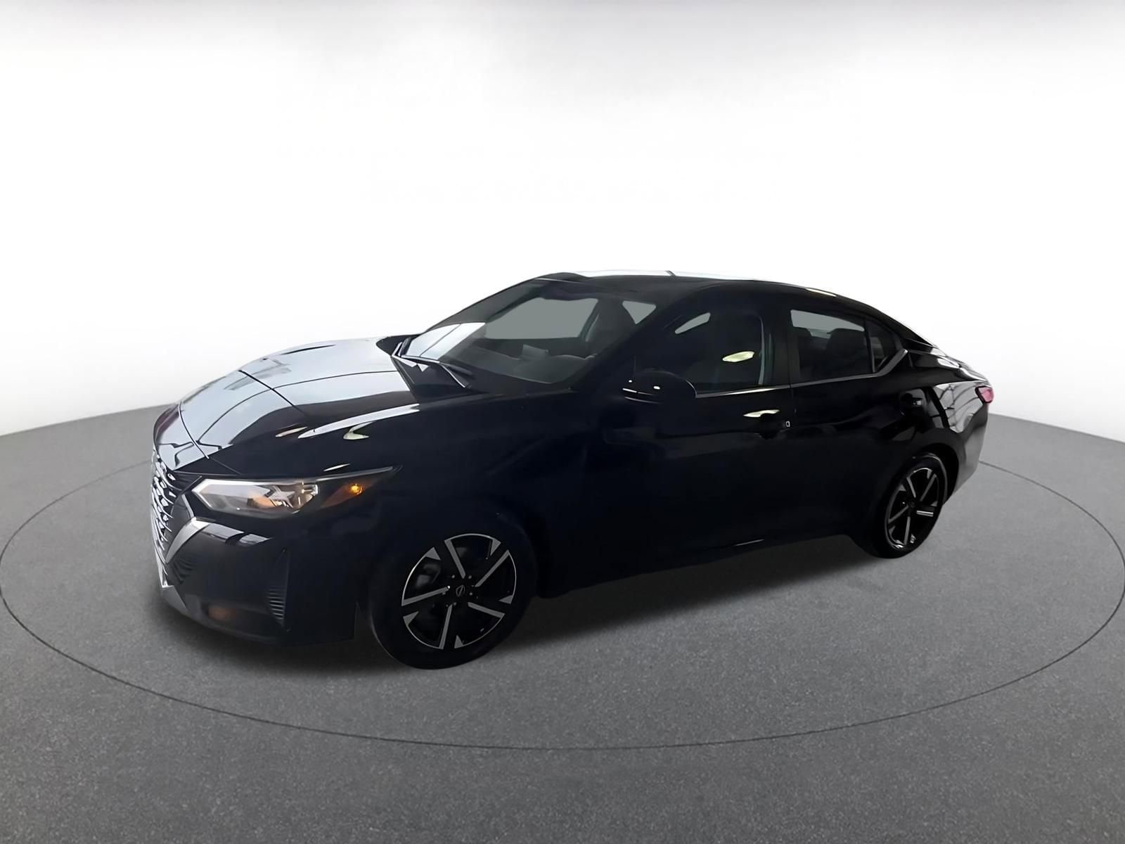 Thumbnail: 2025 Nissan Sentra - 5