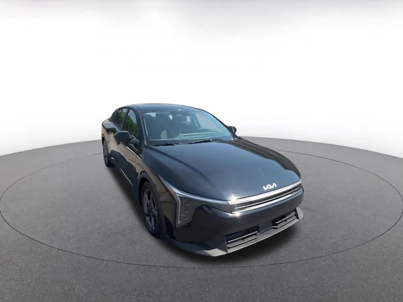 Thumbnail: 2025 Kia K4 - 3