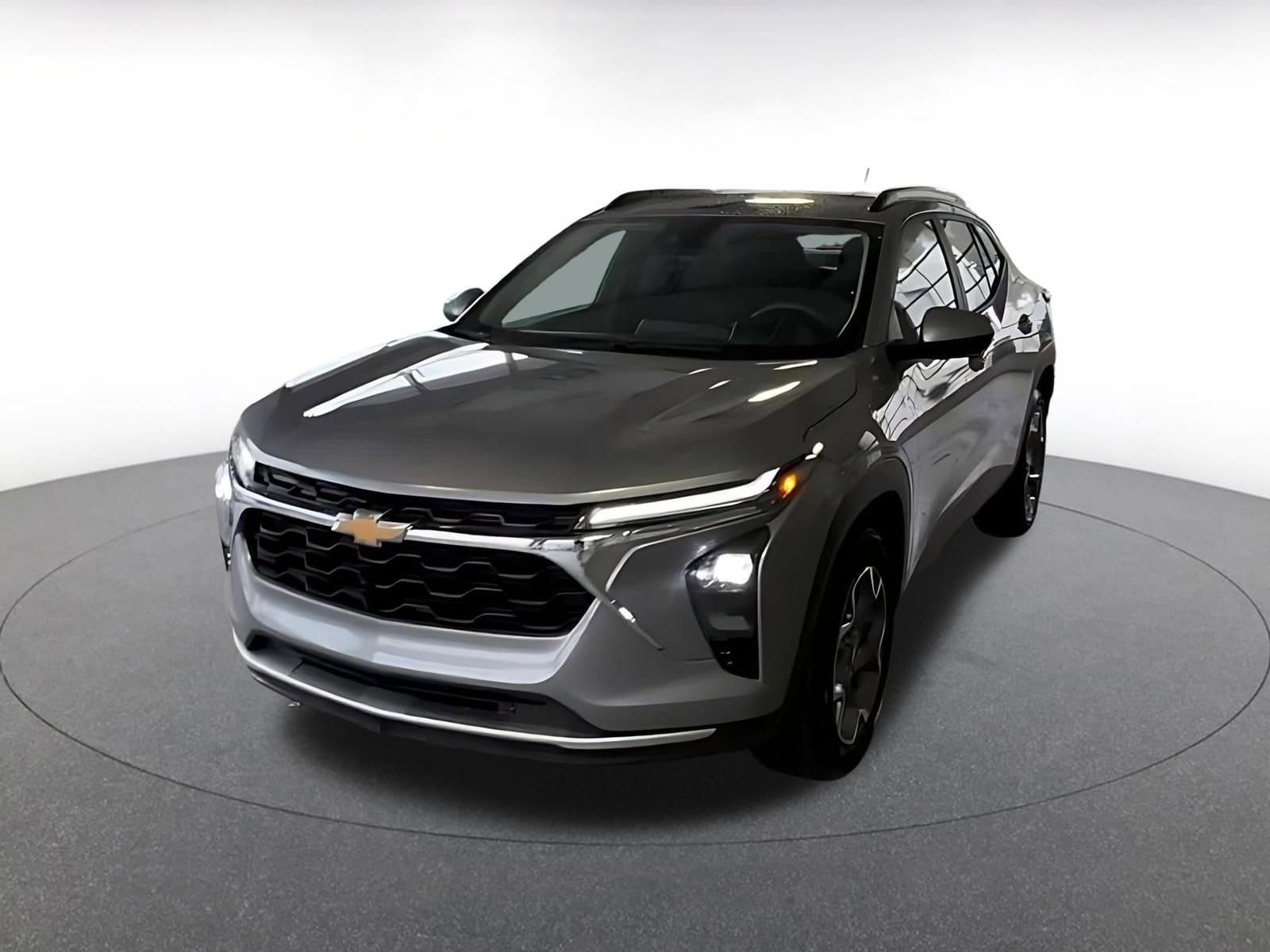 Thumbnail: 2025 Chevrolet Trax - 6