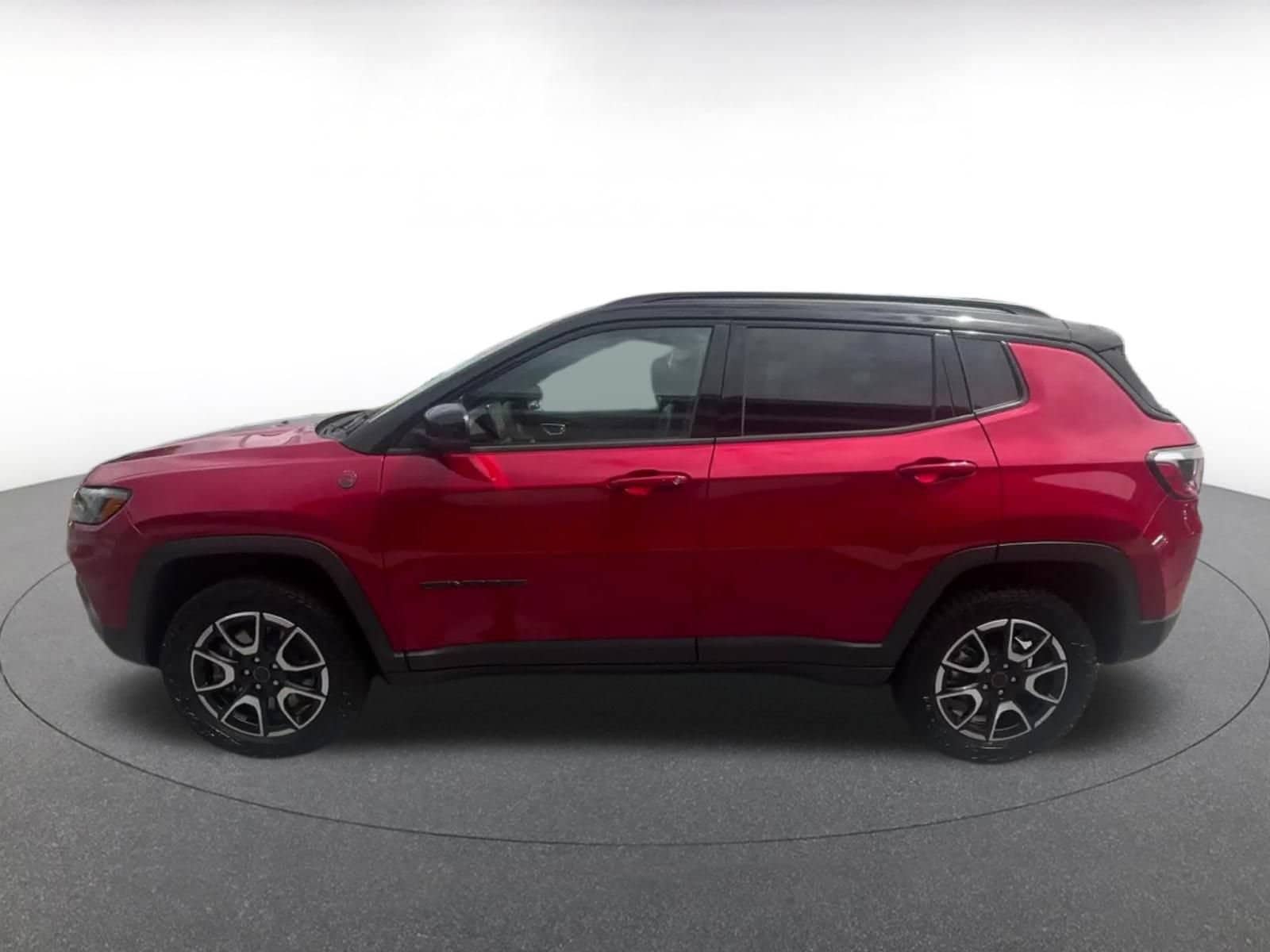 2025 Jeep Compass Trailhawk - Photo 7