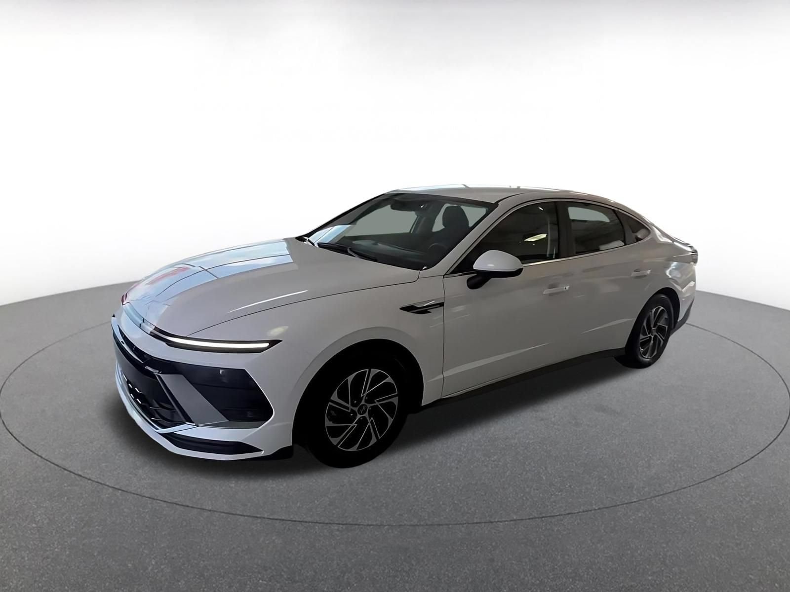 Thumbnail: 2026 Kia K4 - 7