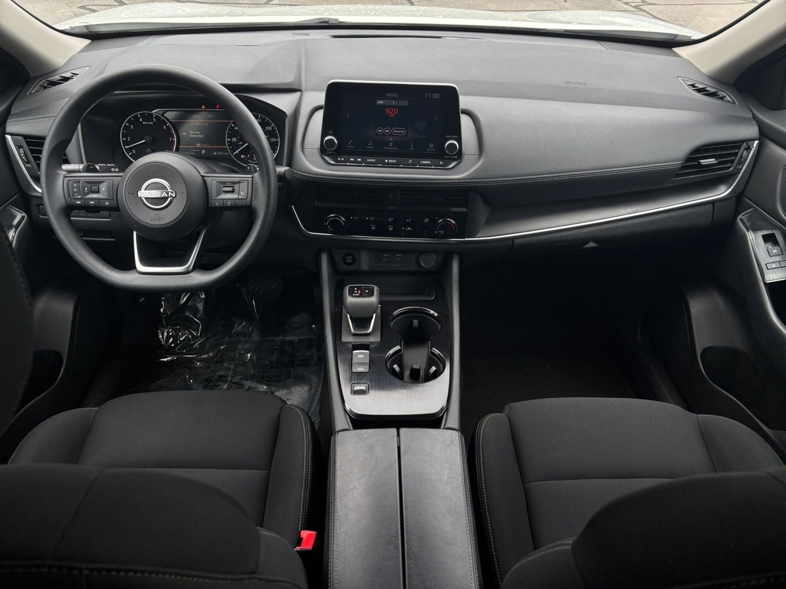 2024 Nissan Rogue S 32