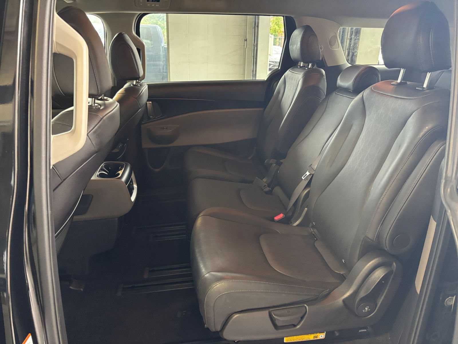 Thumbnail: 2026 Kia Carnival - 28