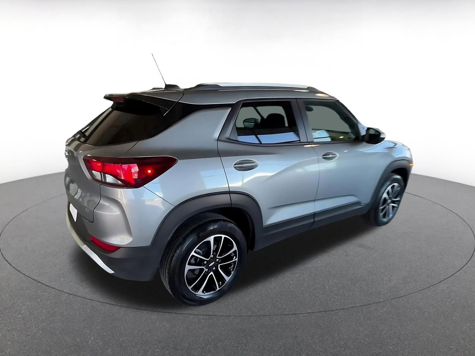 Thumbnail: 2025 Chevrolet TrailBlazer - 15