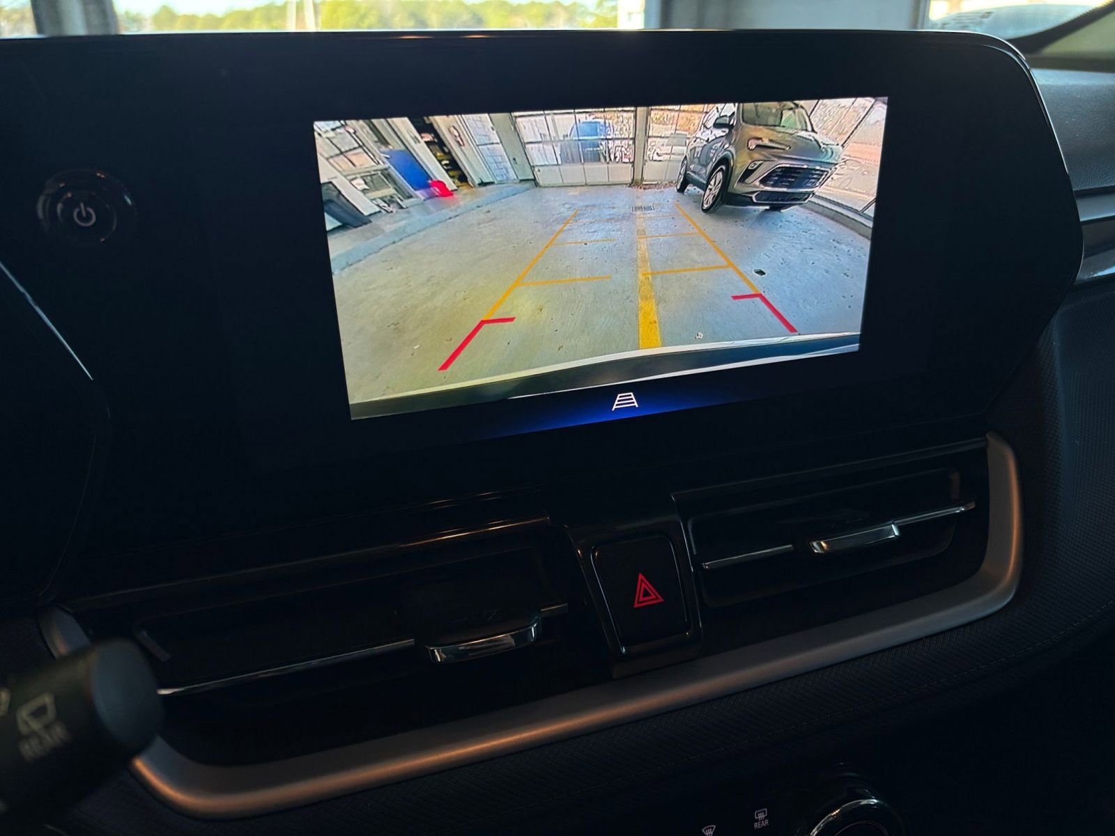 Thumbnail: 2025 Chevrolet TrailBlazer - 17