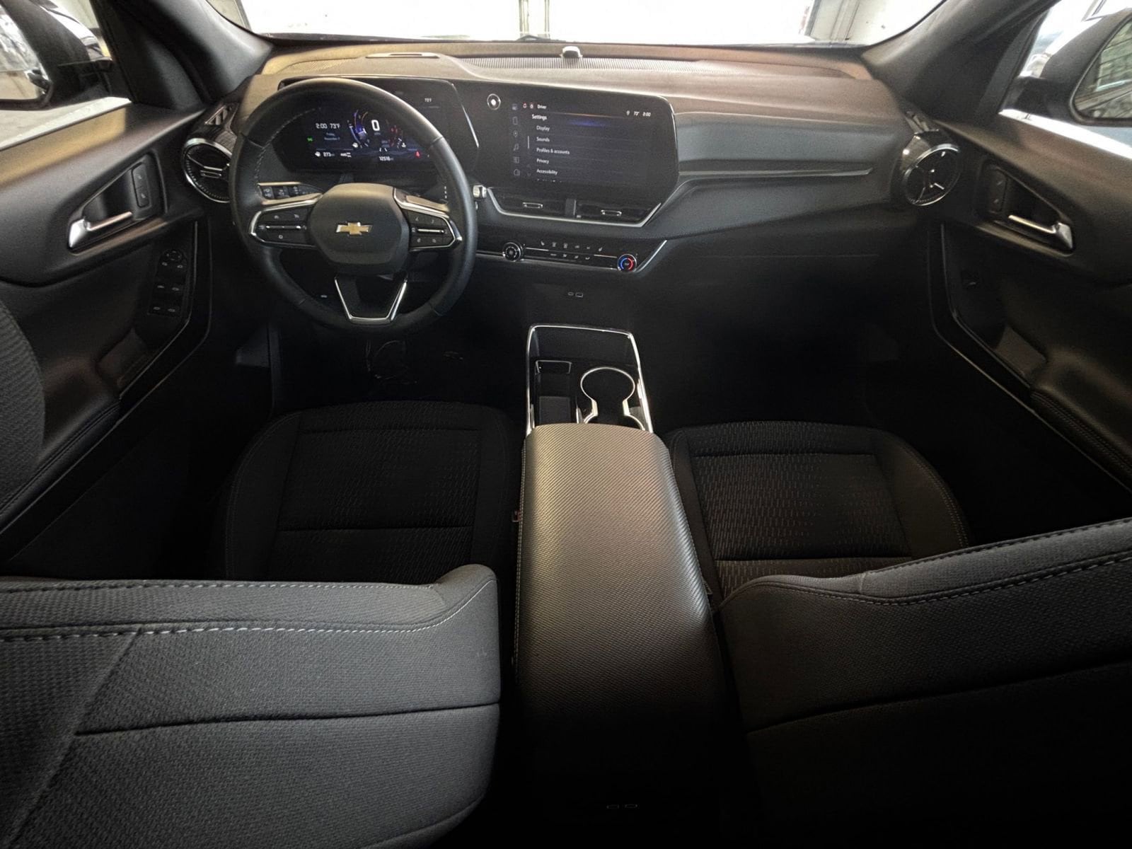 Thumbnail: 2025 Chevrolet Equinox - 32