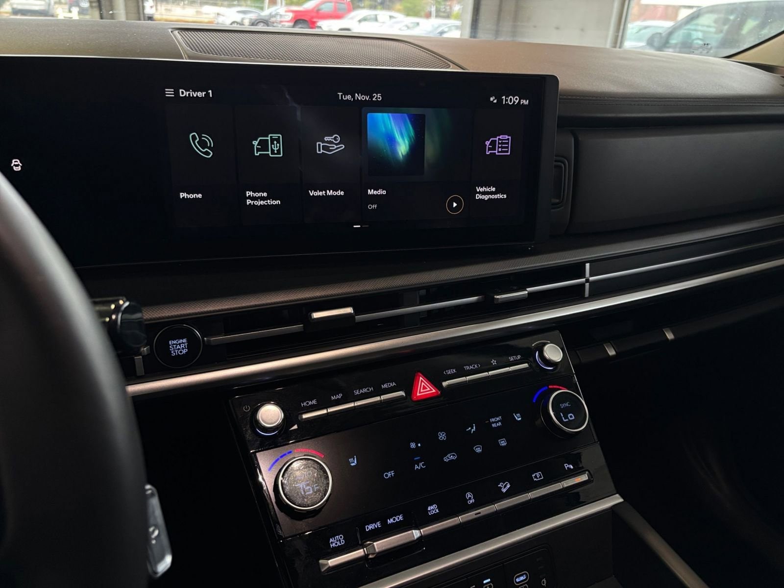 Thumbnail: 2025 Hyundai Santa Fe - 22