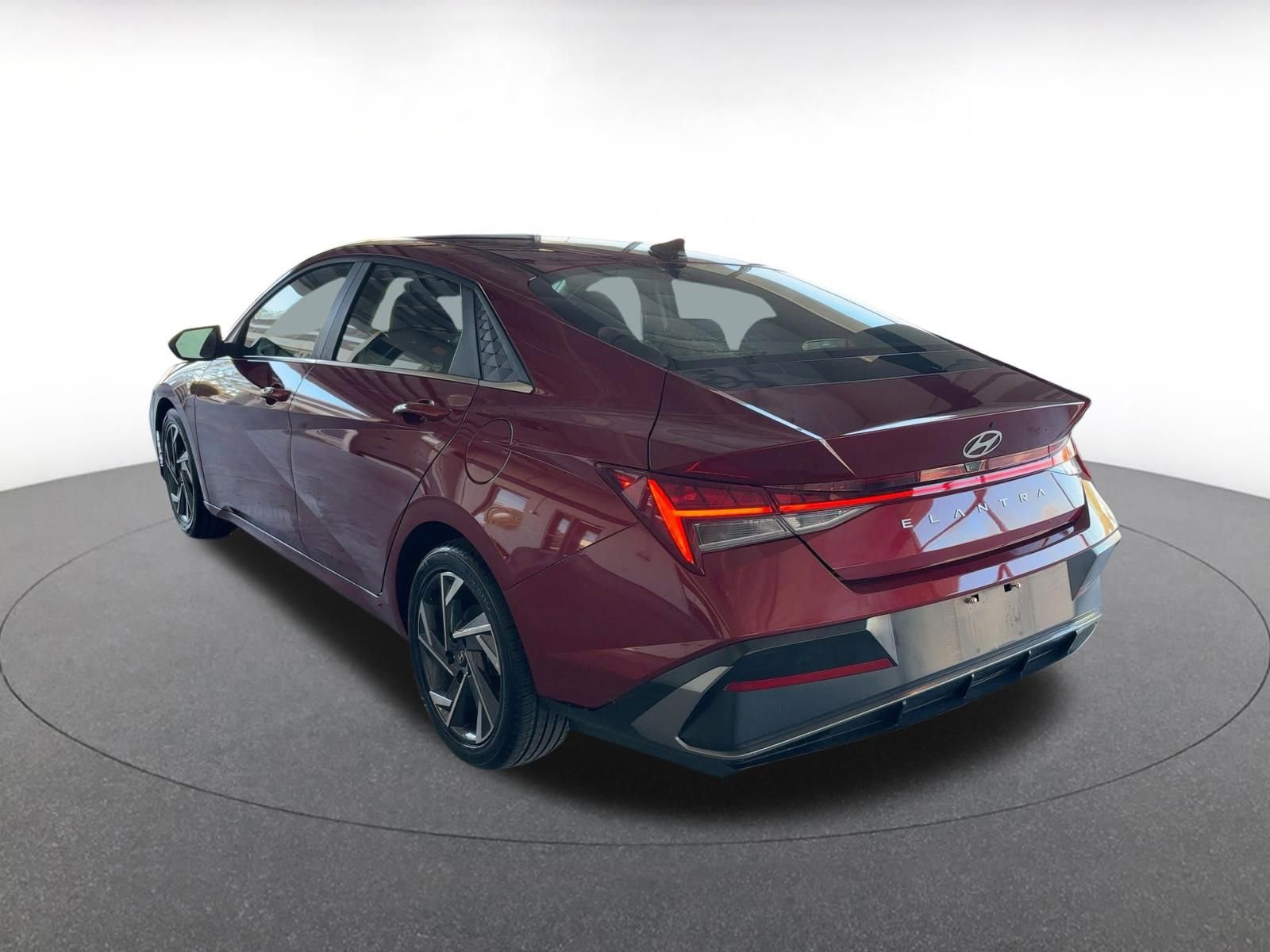 Thumbnail: 2025 Hyundai Elantra - 11