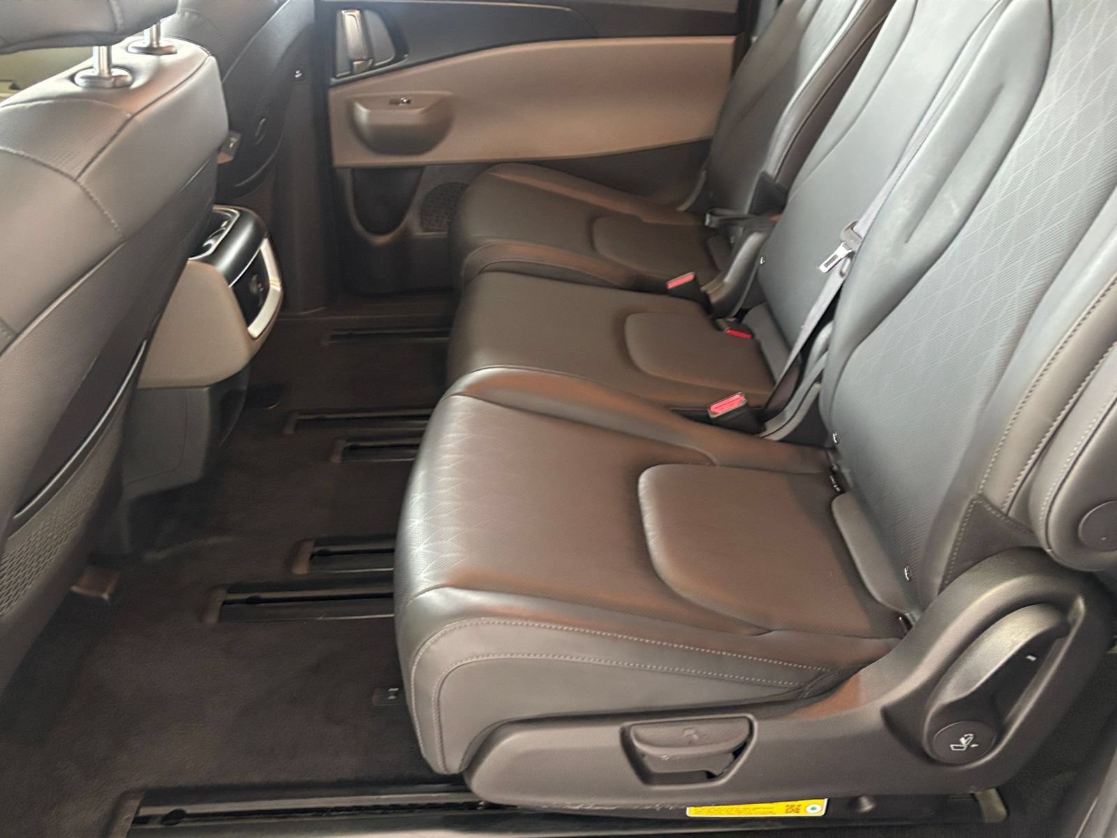 Thumbnail: 2026 Kia Carnival - 27