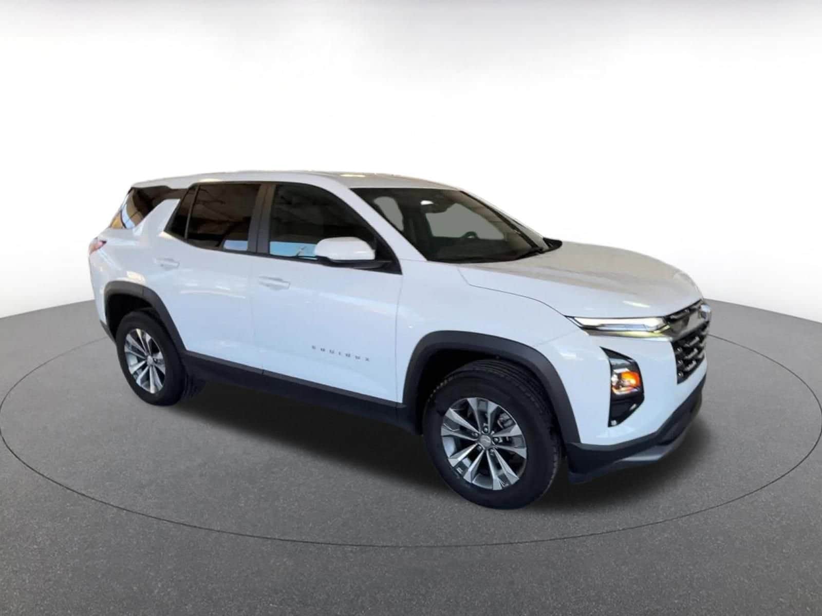 Thumbnail: 2025 Chevrolet Equinox - 2