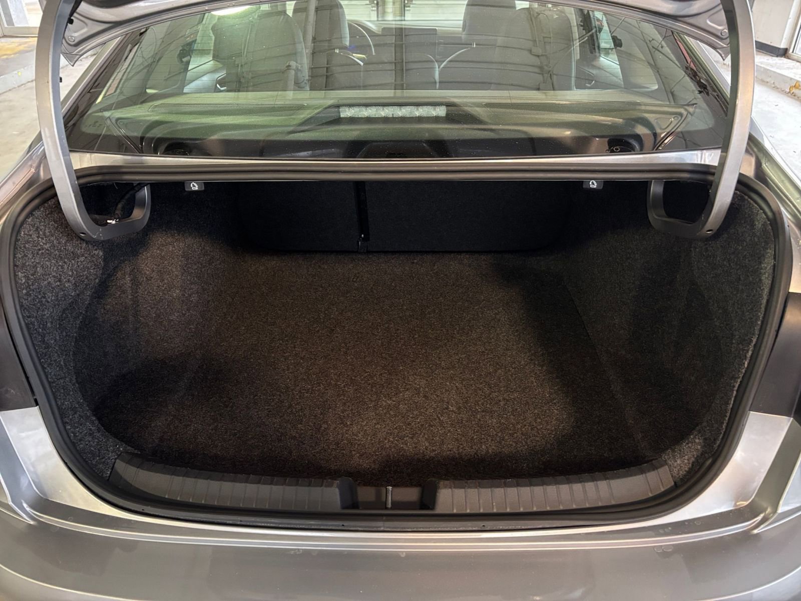 Thumbnail: 2025 Volkswagen Jetta - 30