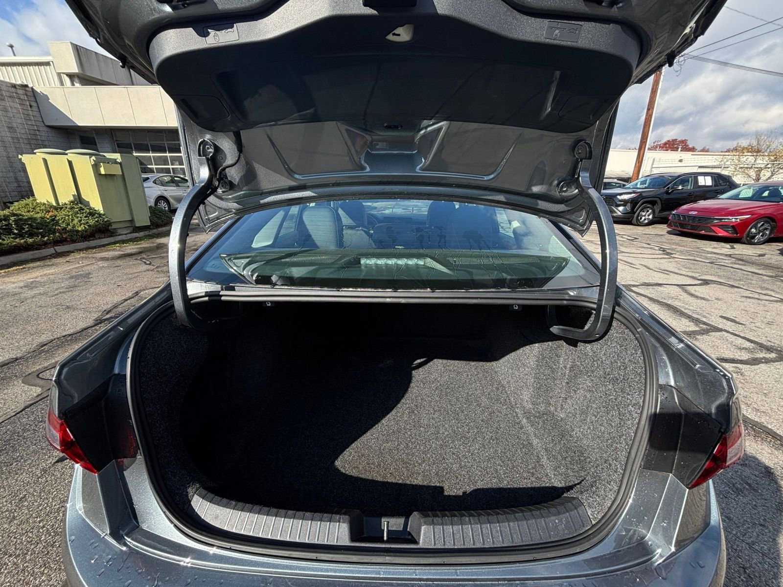 Thumbnail: 2025 Volkswagen Jetta - 31