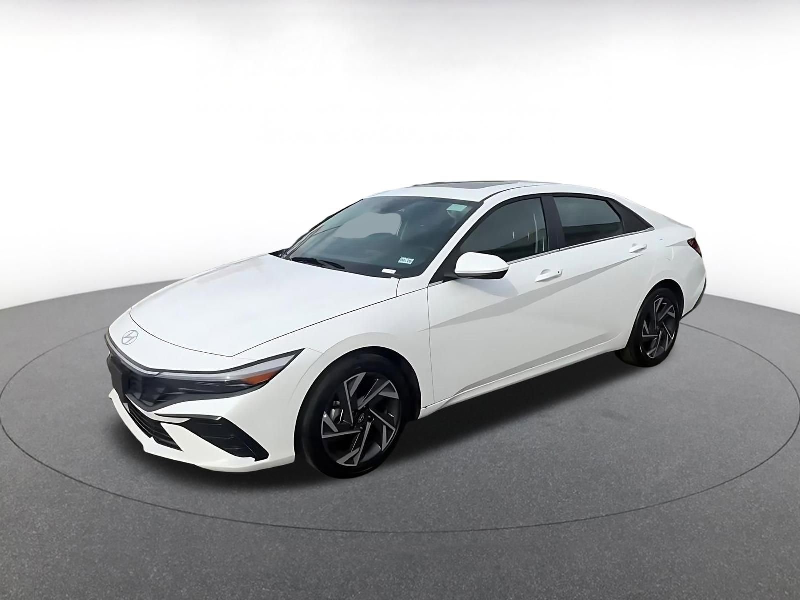 Thumbnail: 2025 Hyundai Elantra - 10