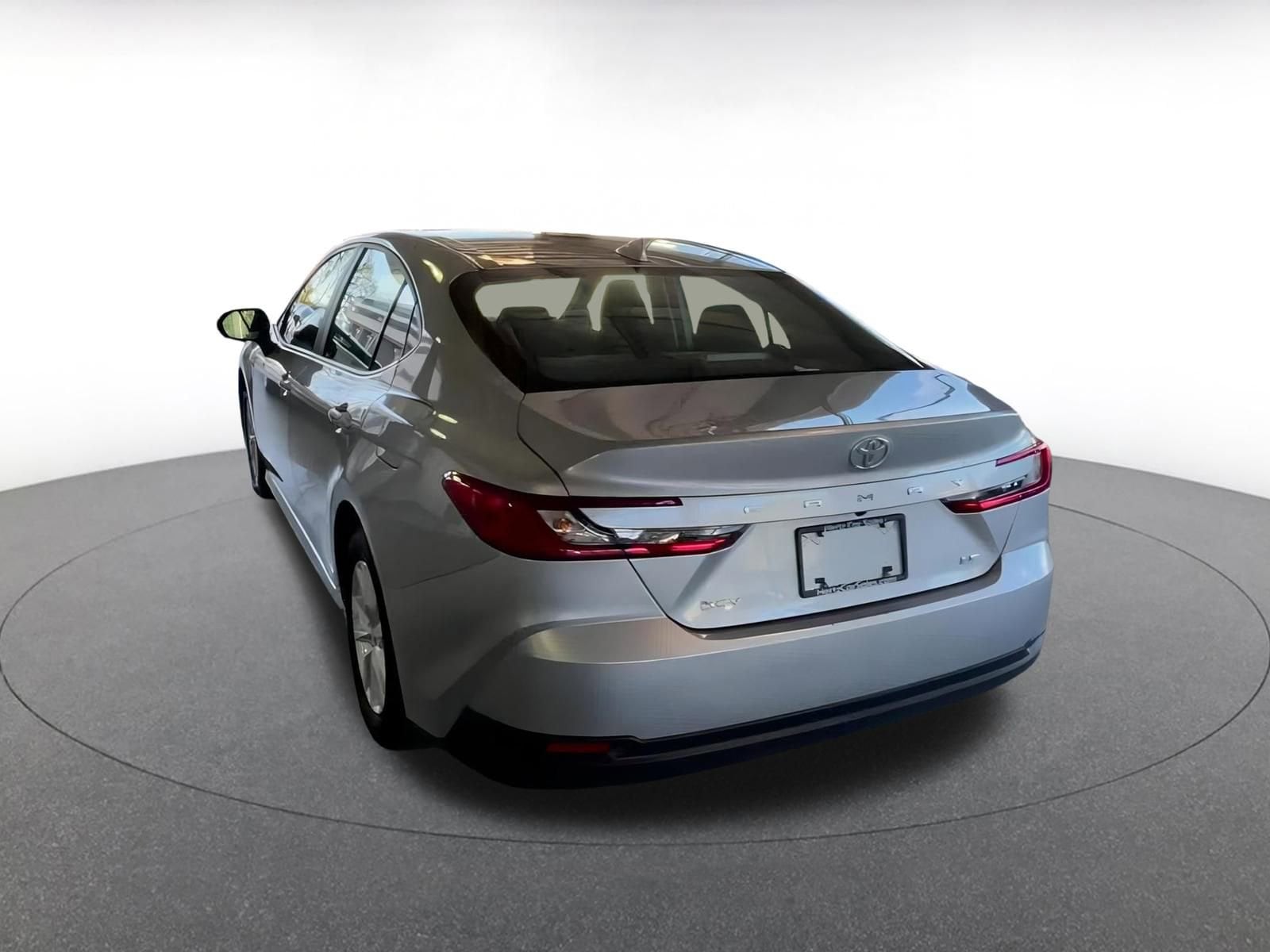 Thumbnail: 2025 Toyota Camry - 15