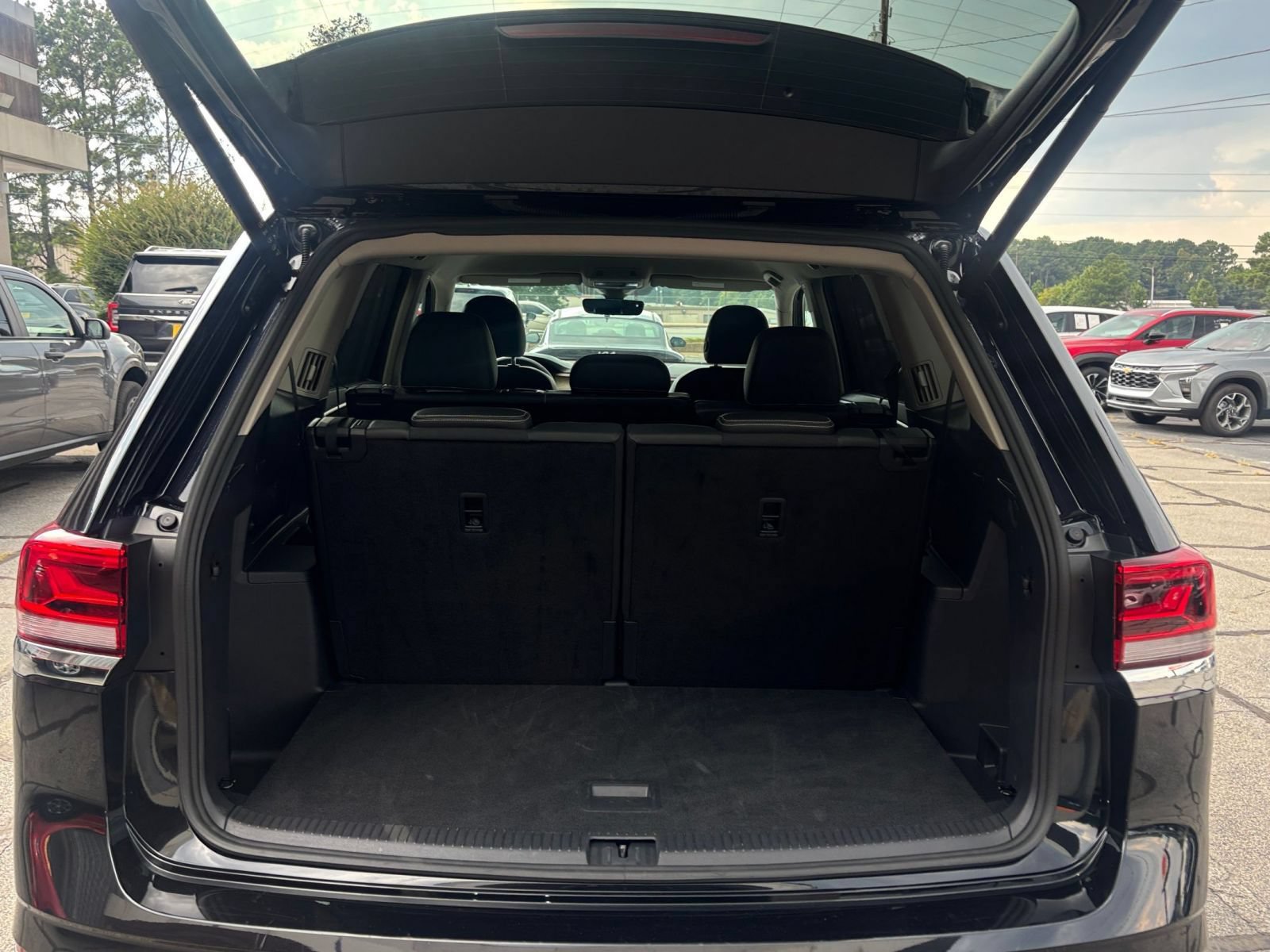 Thumbnail: 2026 Volkswagen Atlas - 33