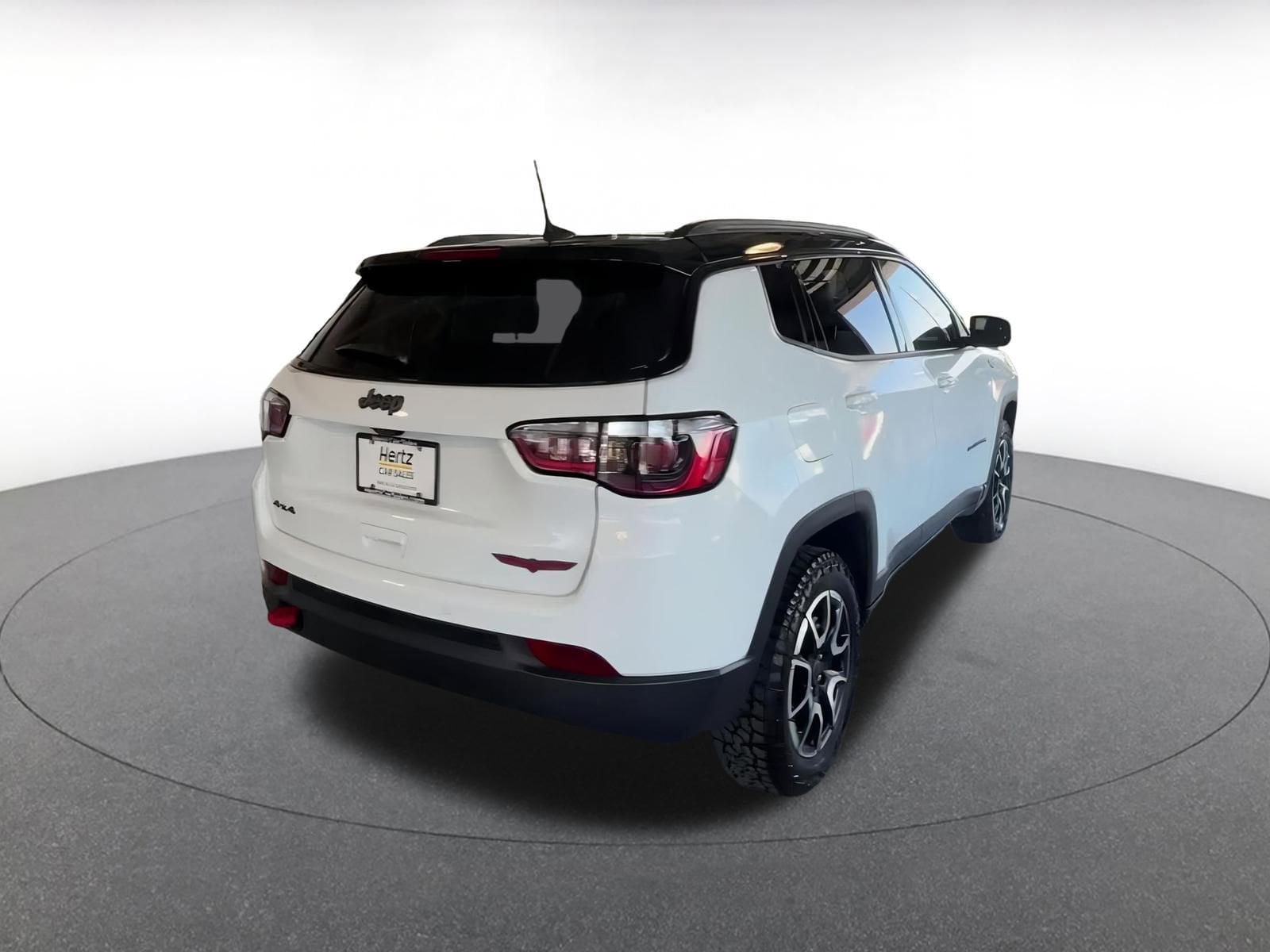 Thumbnail: 2025 Jeep Compass - 12