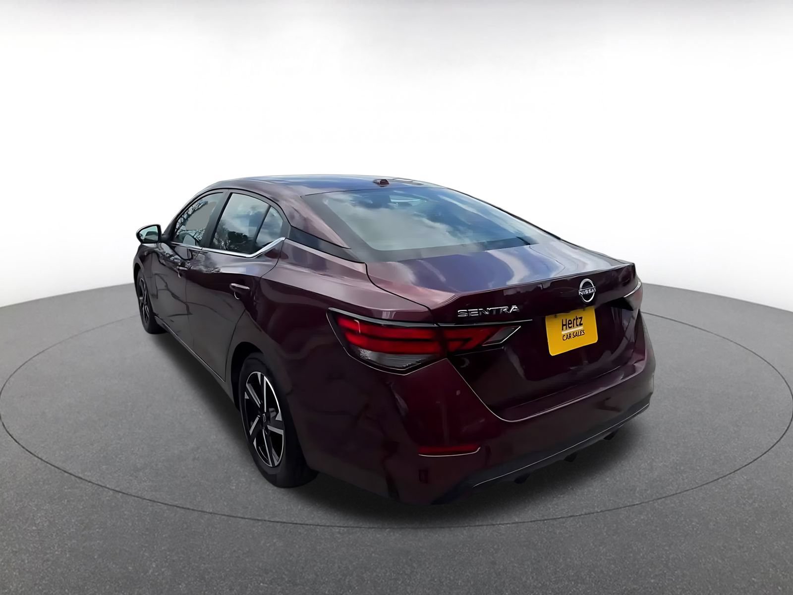 Thumbnail: 2025 Nissan Sentra - 10