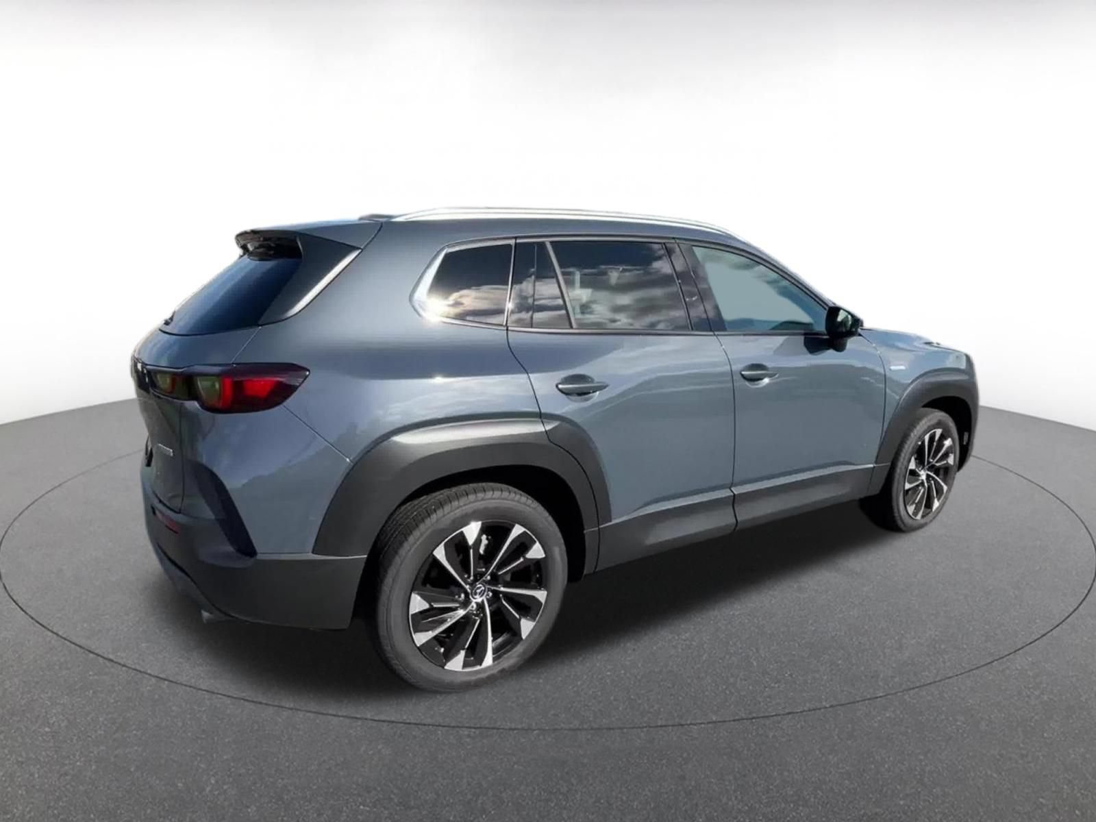 Thumbnail: 2025 Mazda CX-50 - 15
