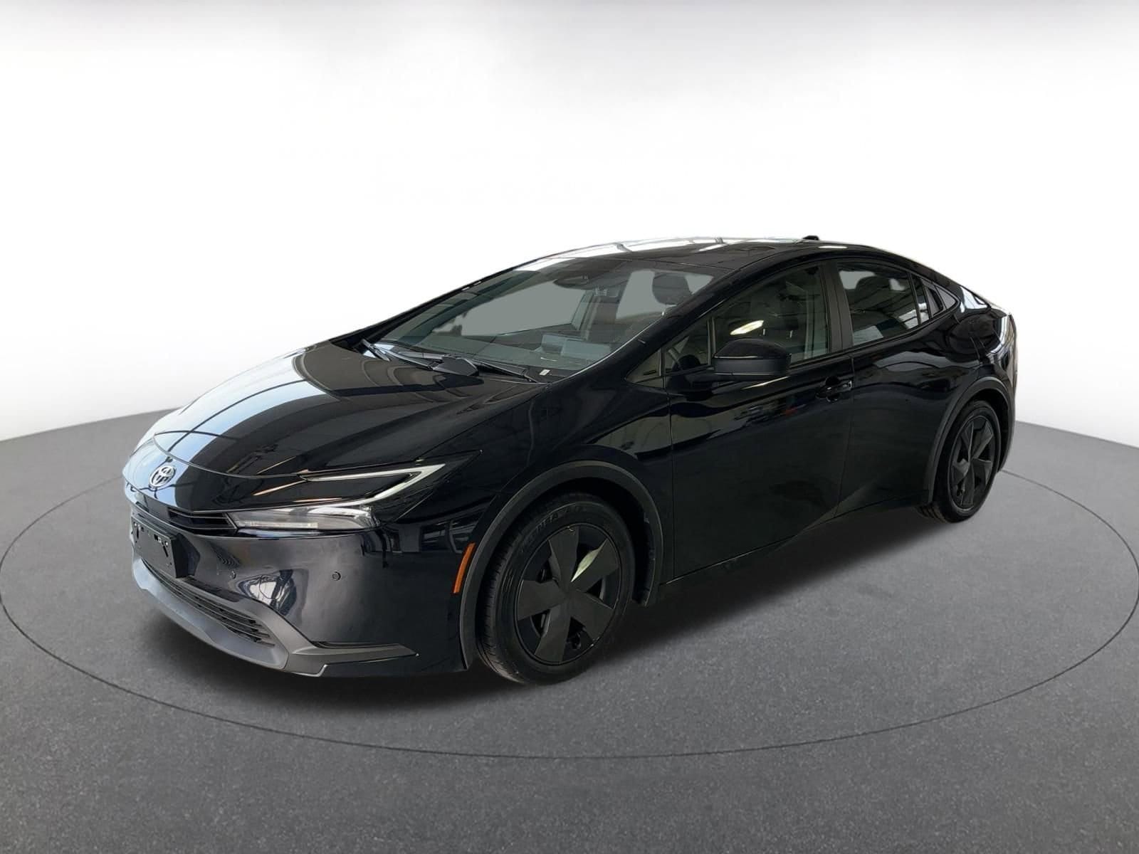 Thumbnail: 2025 Toyota Prius - 3