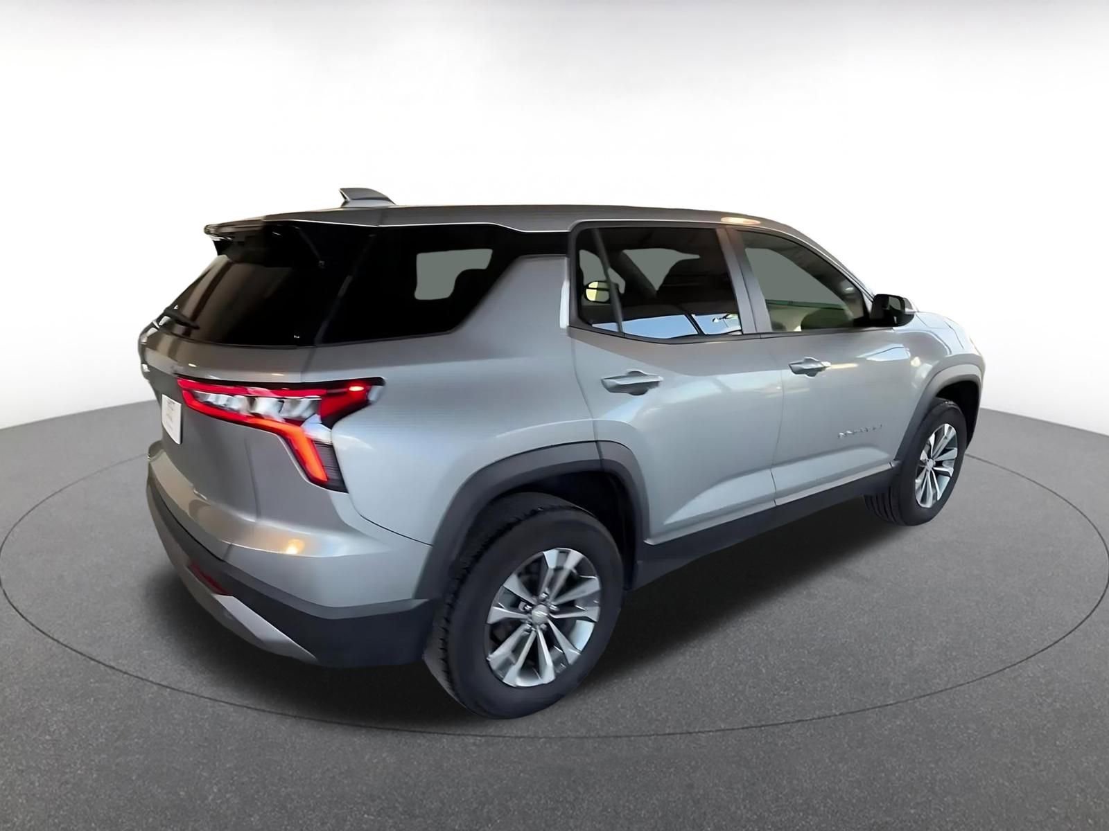 Thumbnail: 2025 Chevrolet Equinox - 13