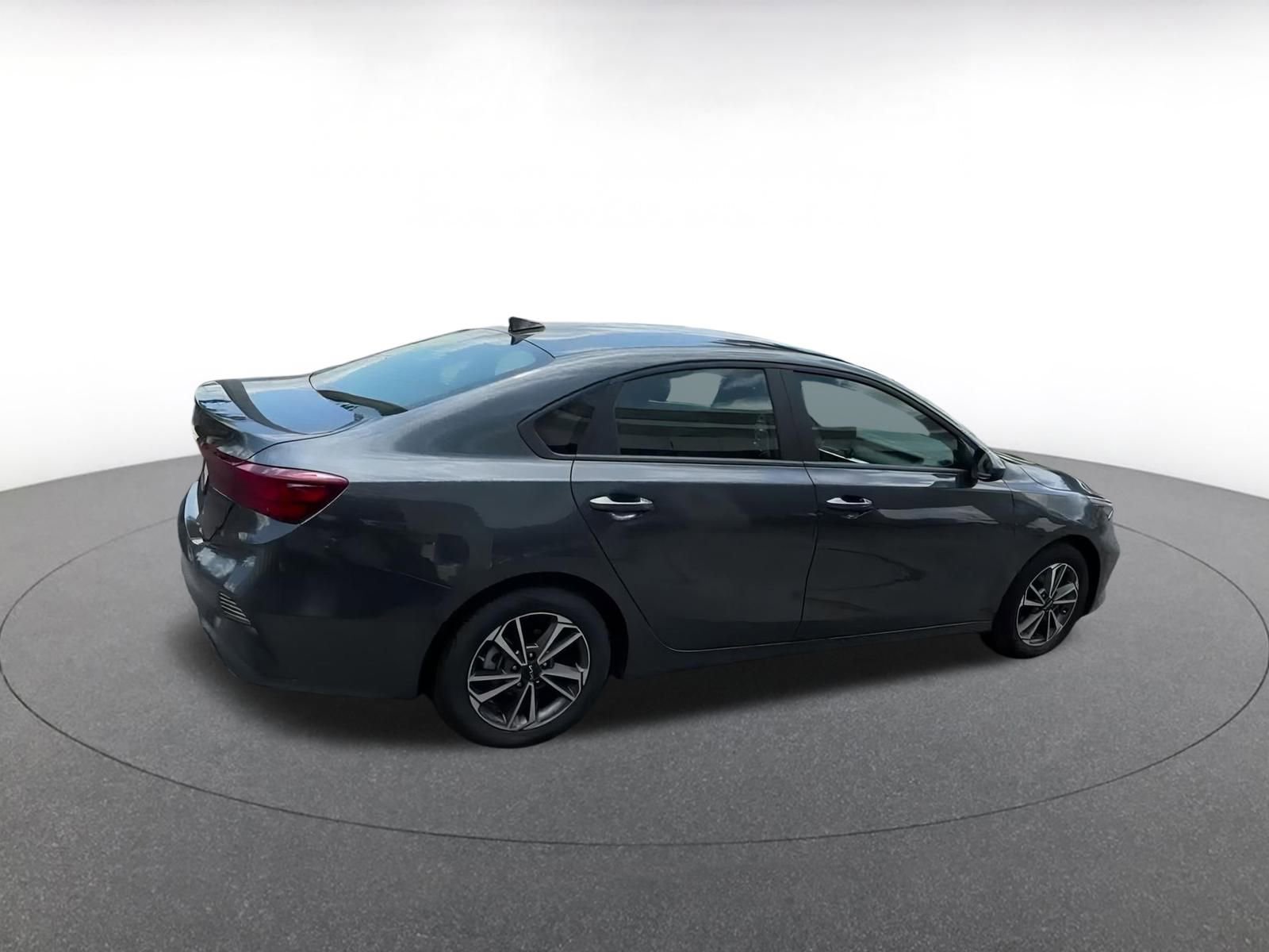 2024 Kia Forte LXS 15