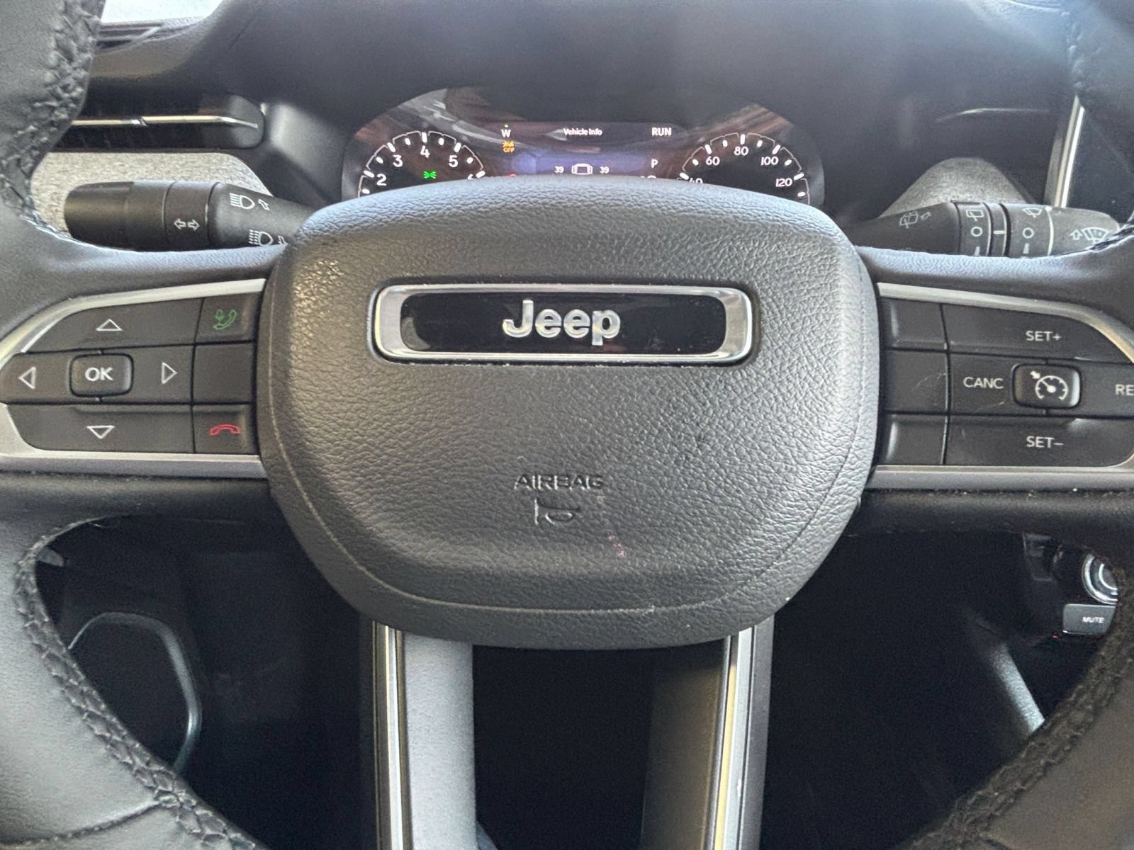 Thumbnail: 2025 Jeep Compass - 28