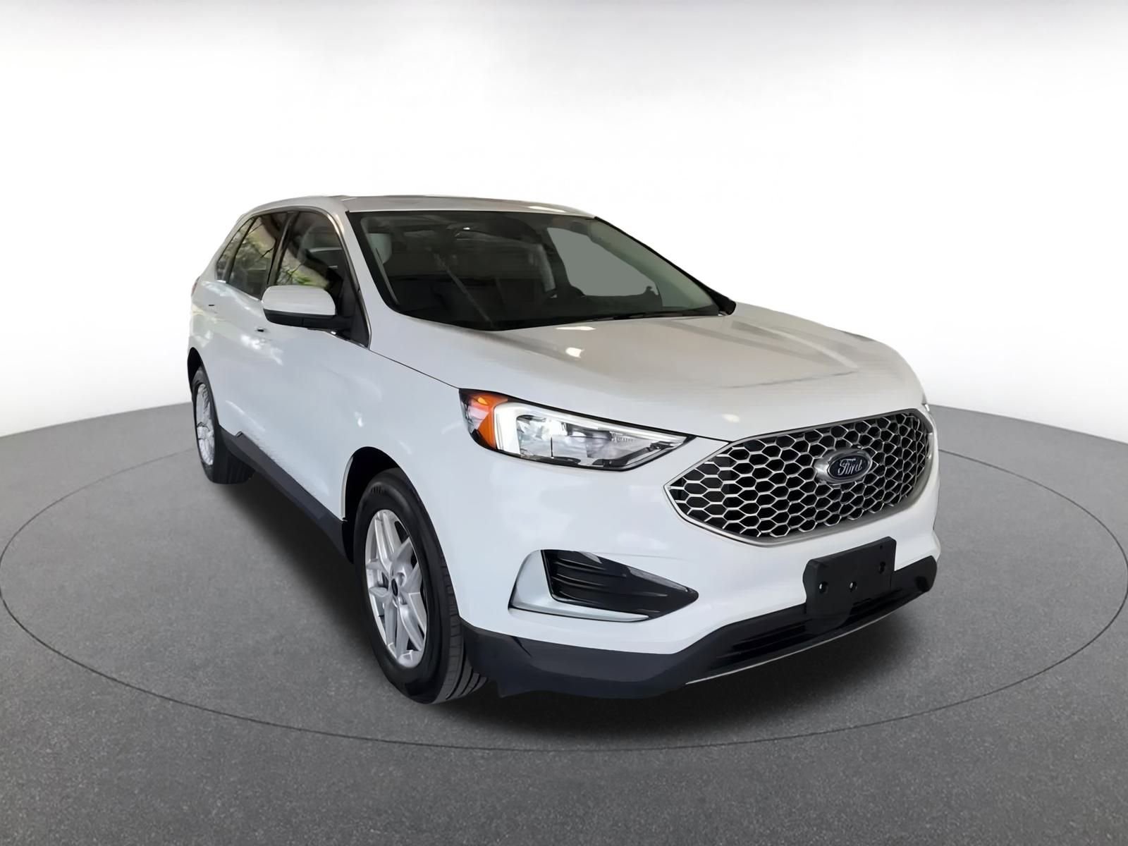 Thumbnail: 2024 Ford Edge - 3