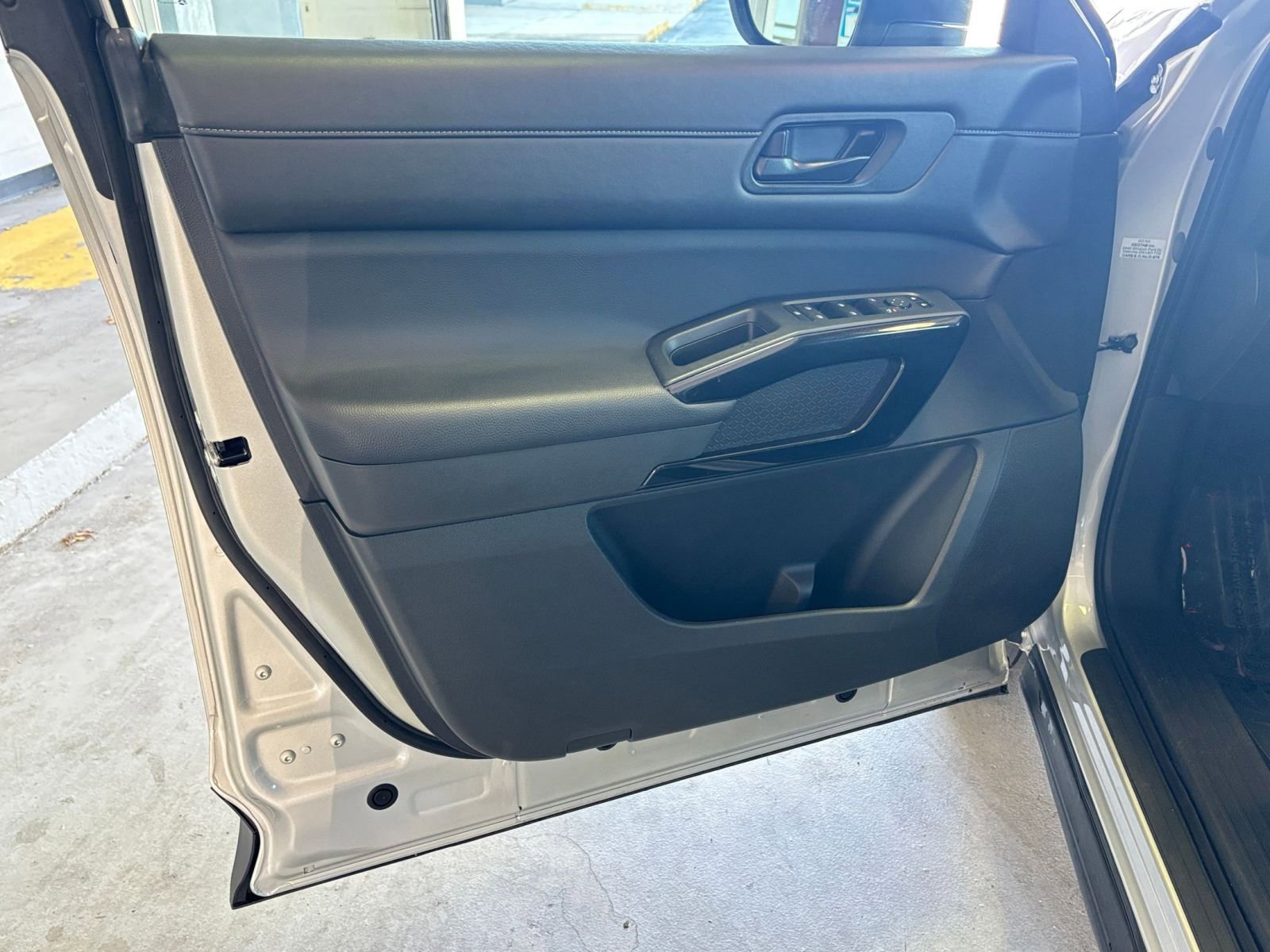 Thumbnail: 2025 Nissan Pathfinder - 18