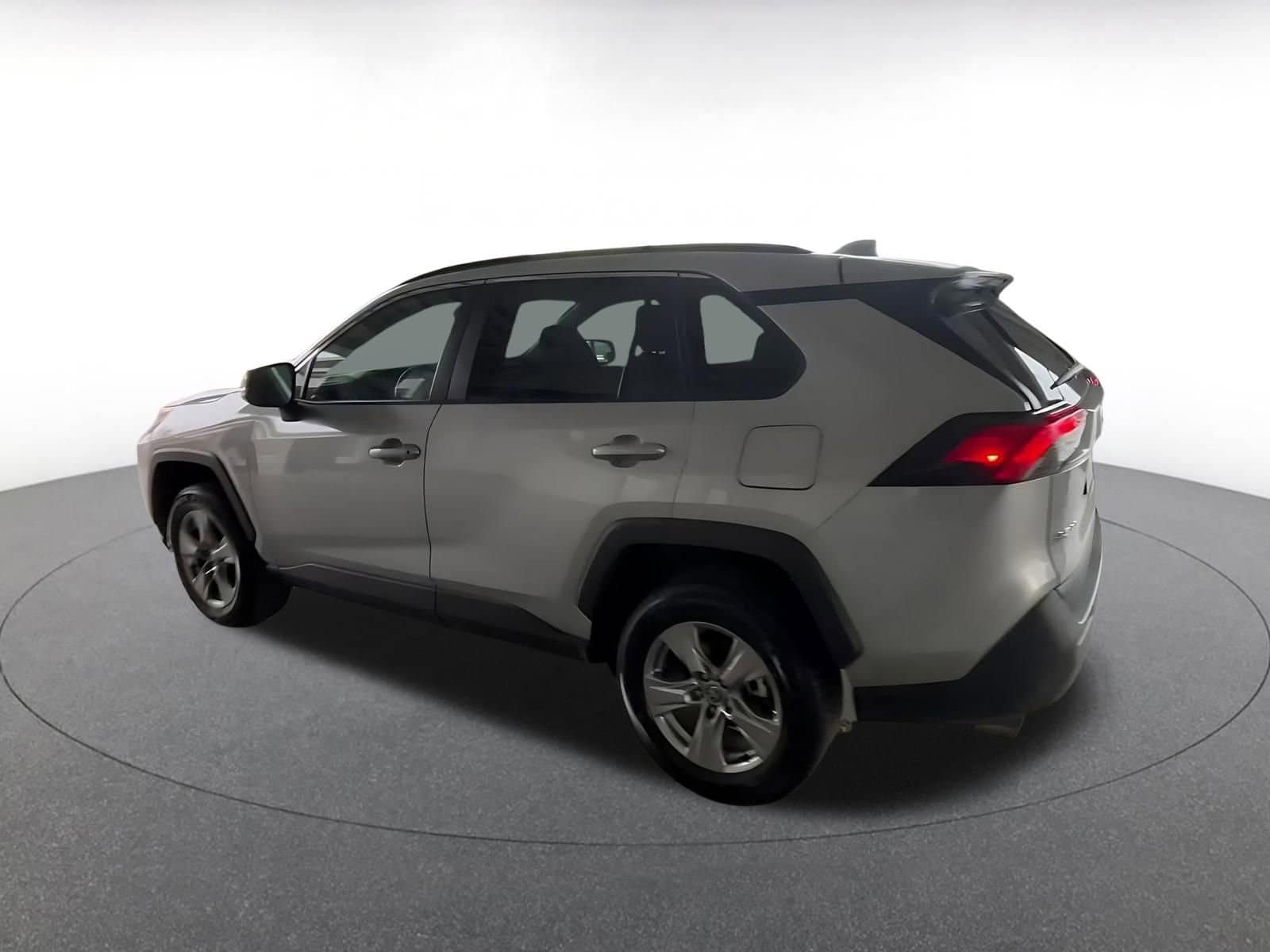 Thumbnail: 2025 Toyota RAV4 - 10