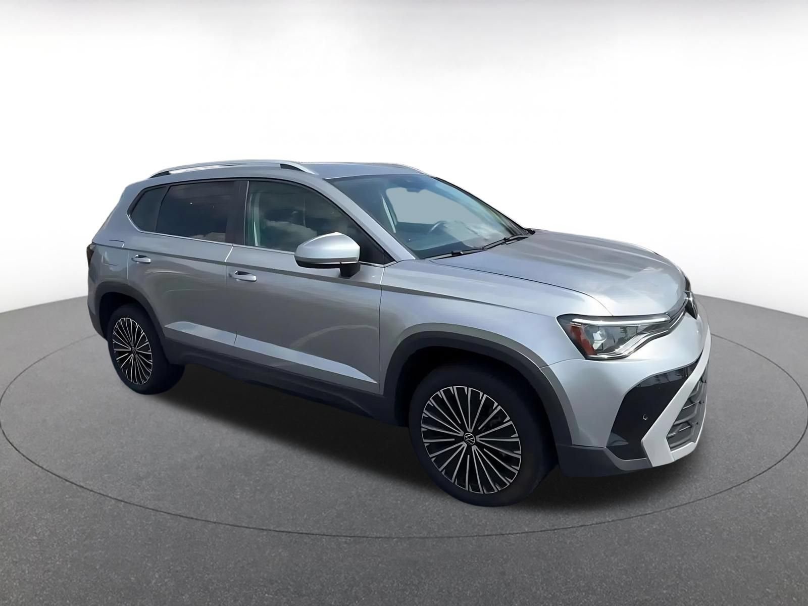 Thumbnail: 2025 Volkswagen Taos - 2