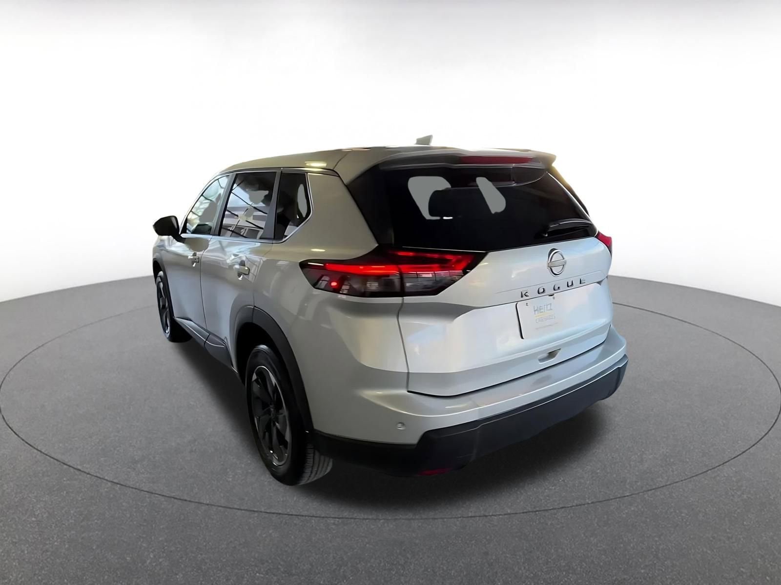 Thumbnail: 2025 Nissan Rogue - 11