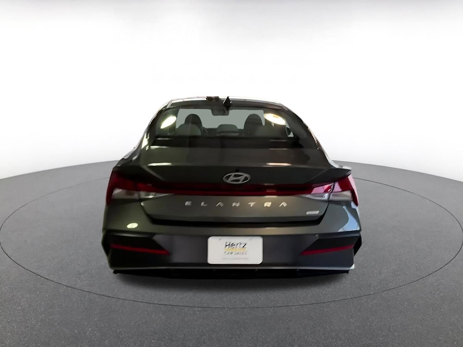 Thumbnail: 2025 Hyundai Elantra - 12