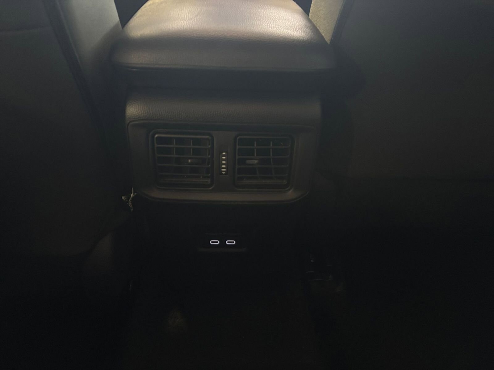 Thumbnail: 2025 Toyota RAV4 - 26