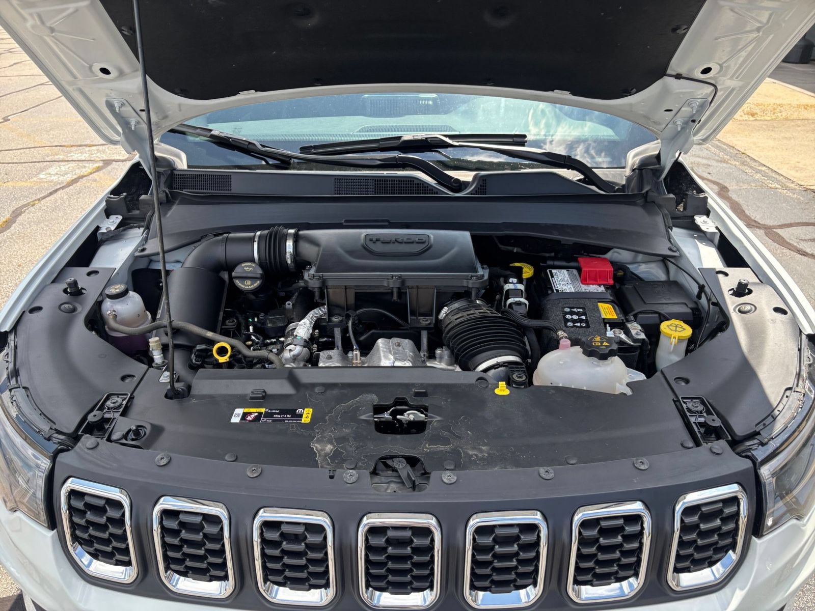 Thumbnail: 2025 Jeep Compass - 32