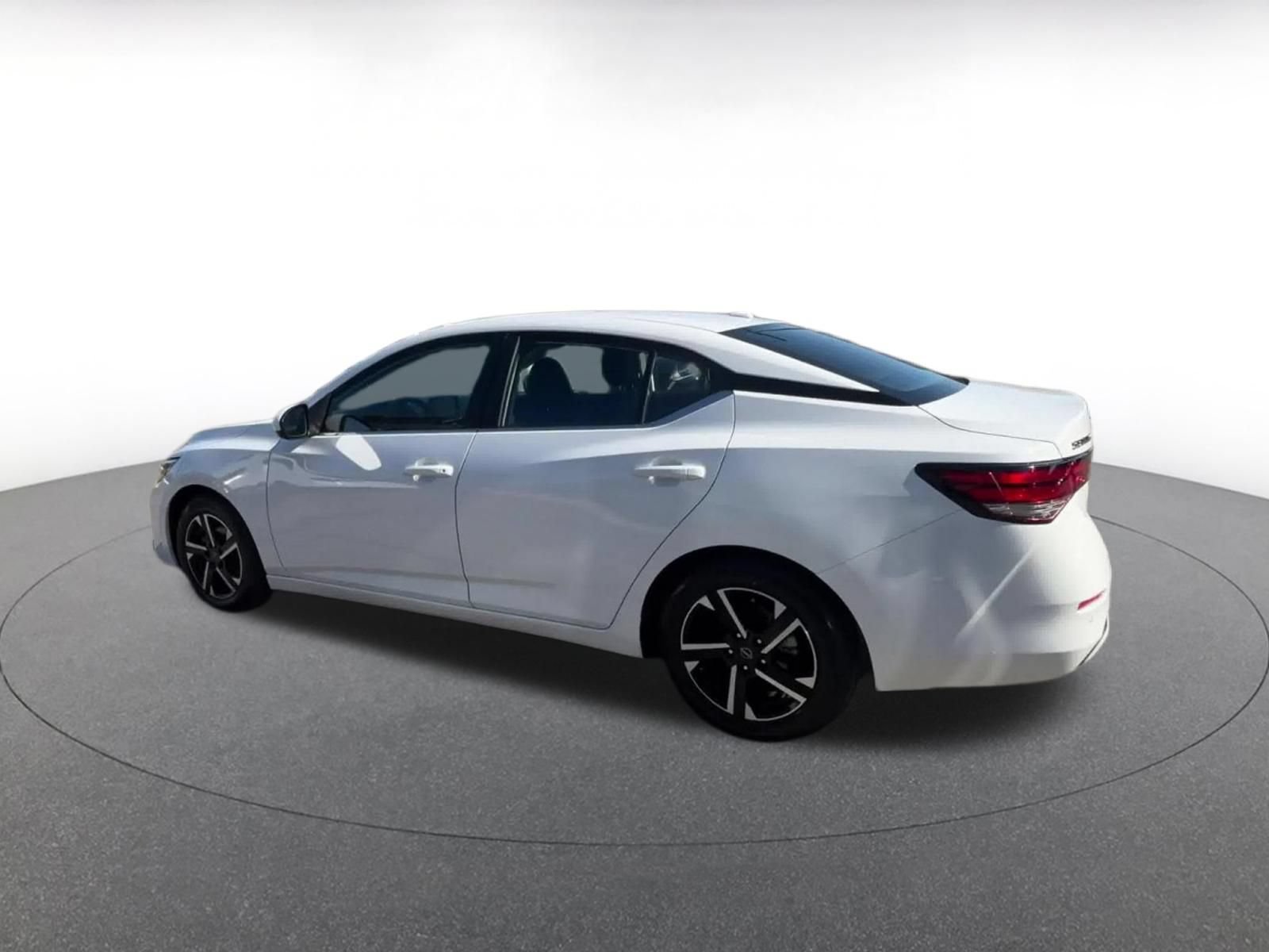 Thumbnail: 2025 Nissan Sentra - 8