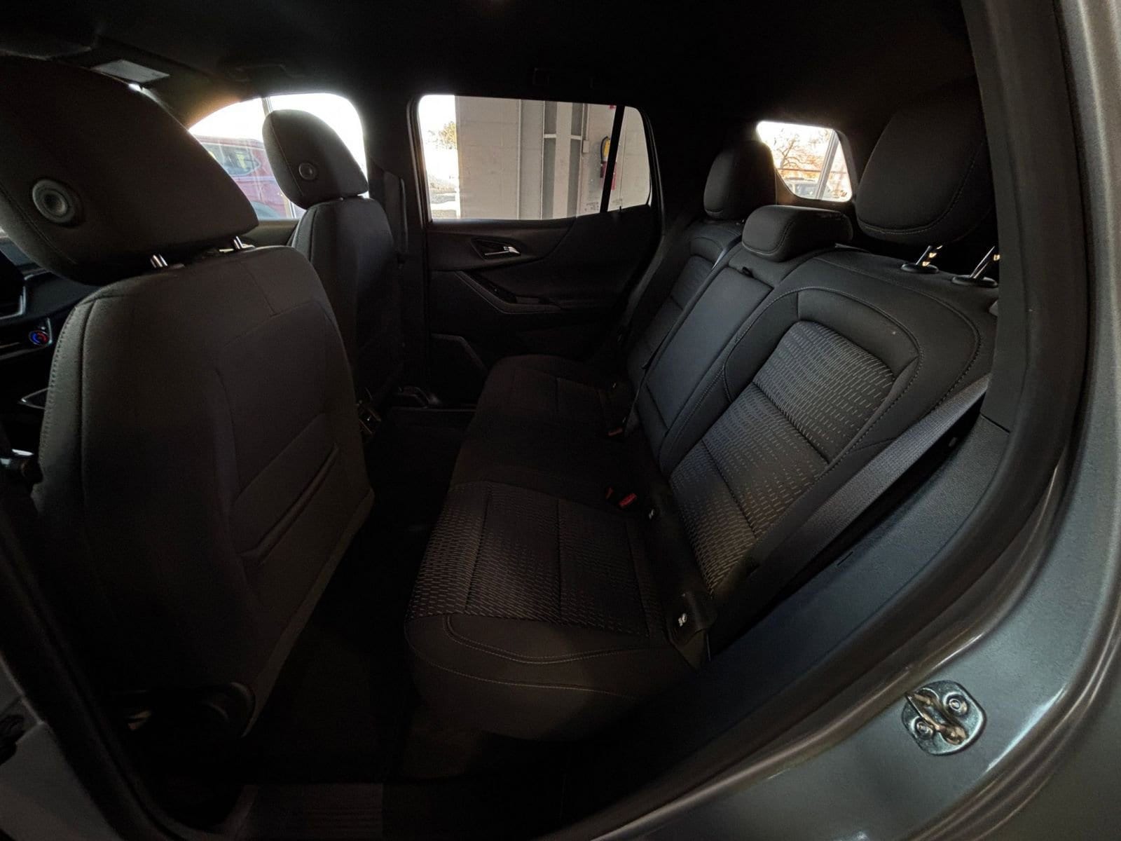 Thumbnail: 2025 Chevrolet Equinox - 25