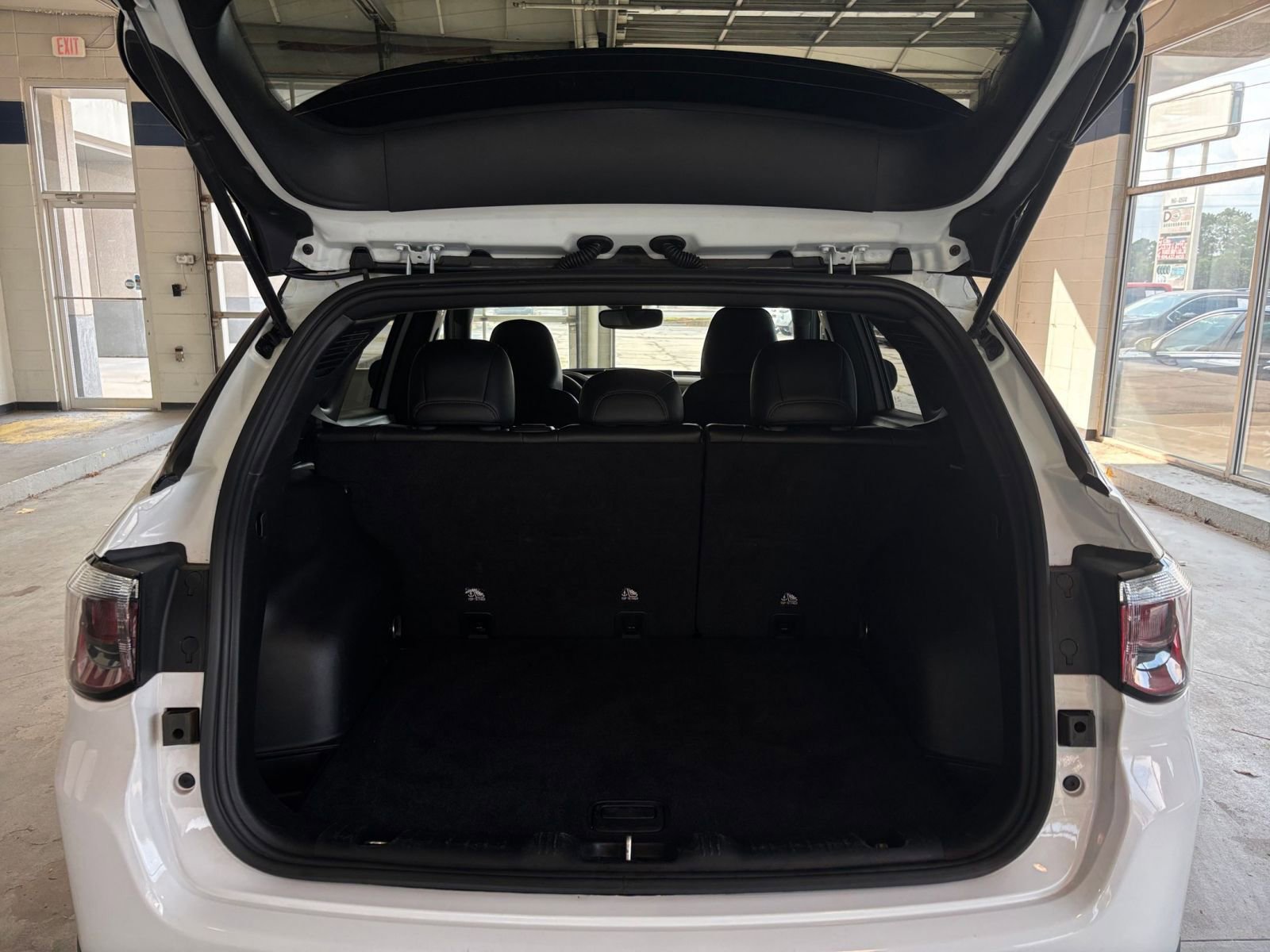 Thumbnail: 2025 Jeep Compass - 30