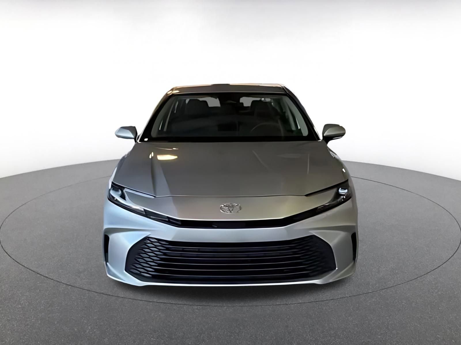 Thumbnail: 2025 Toyota Camry - 16