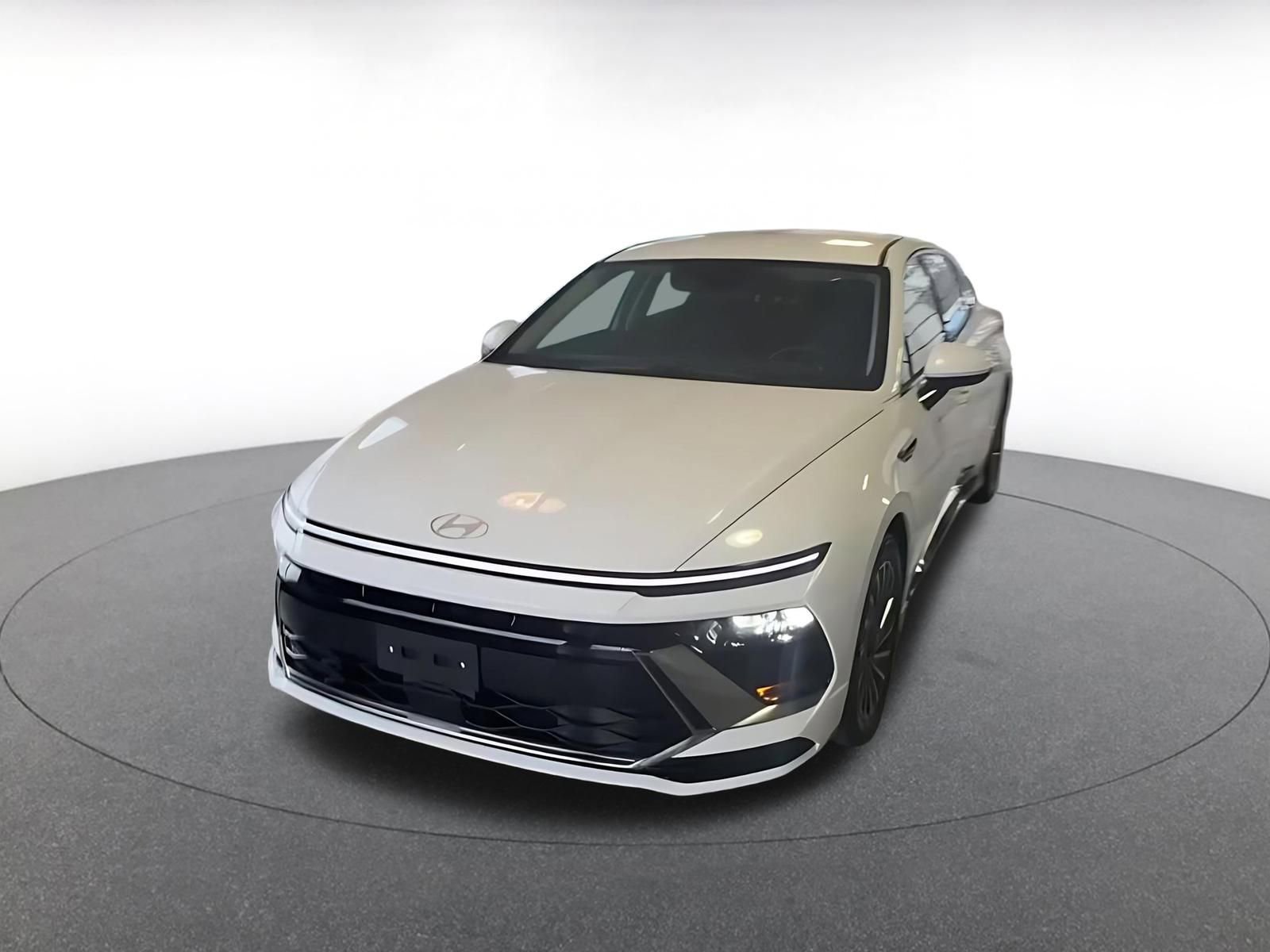 Thumbnail: 2025 Hyundai Sonata - 7