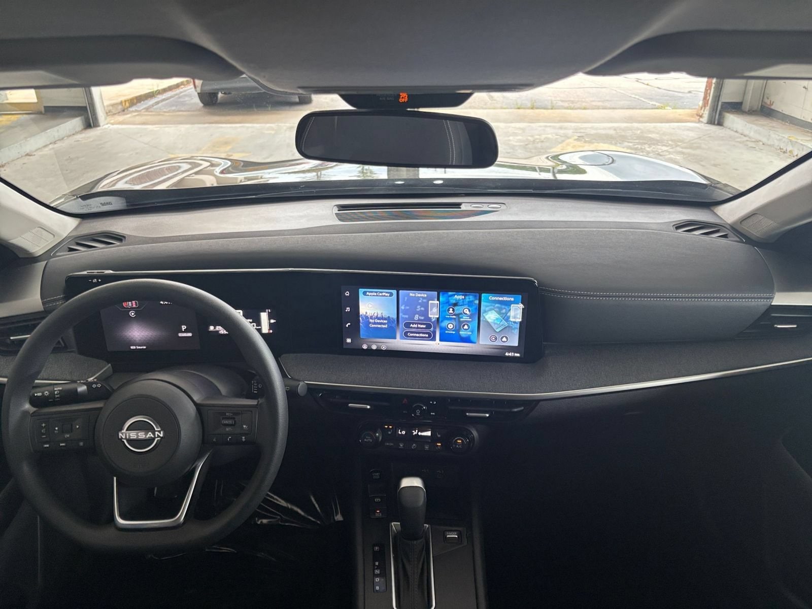 Thumbnail: 2026 Nissan Kicks - 32