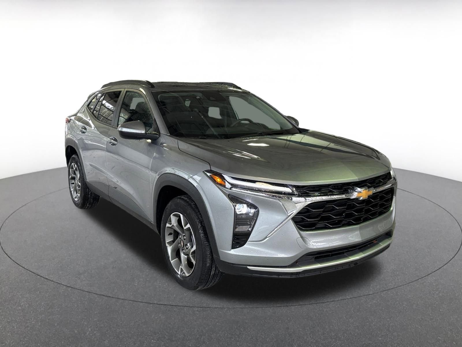 Thumbnail: 2025 Chevrolet Trax - 1