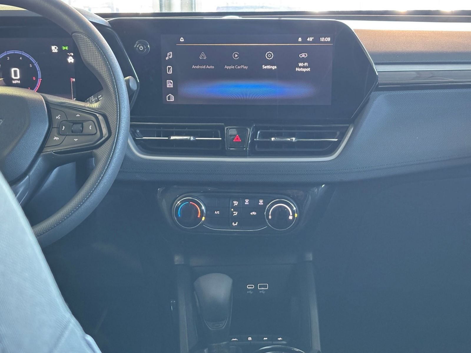 Thumbnail: 2025 Chevrolet TrailBlazer - 17