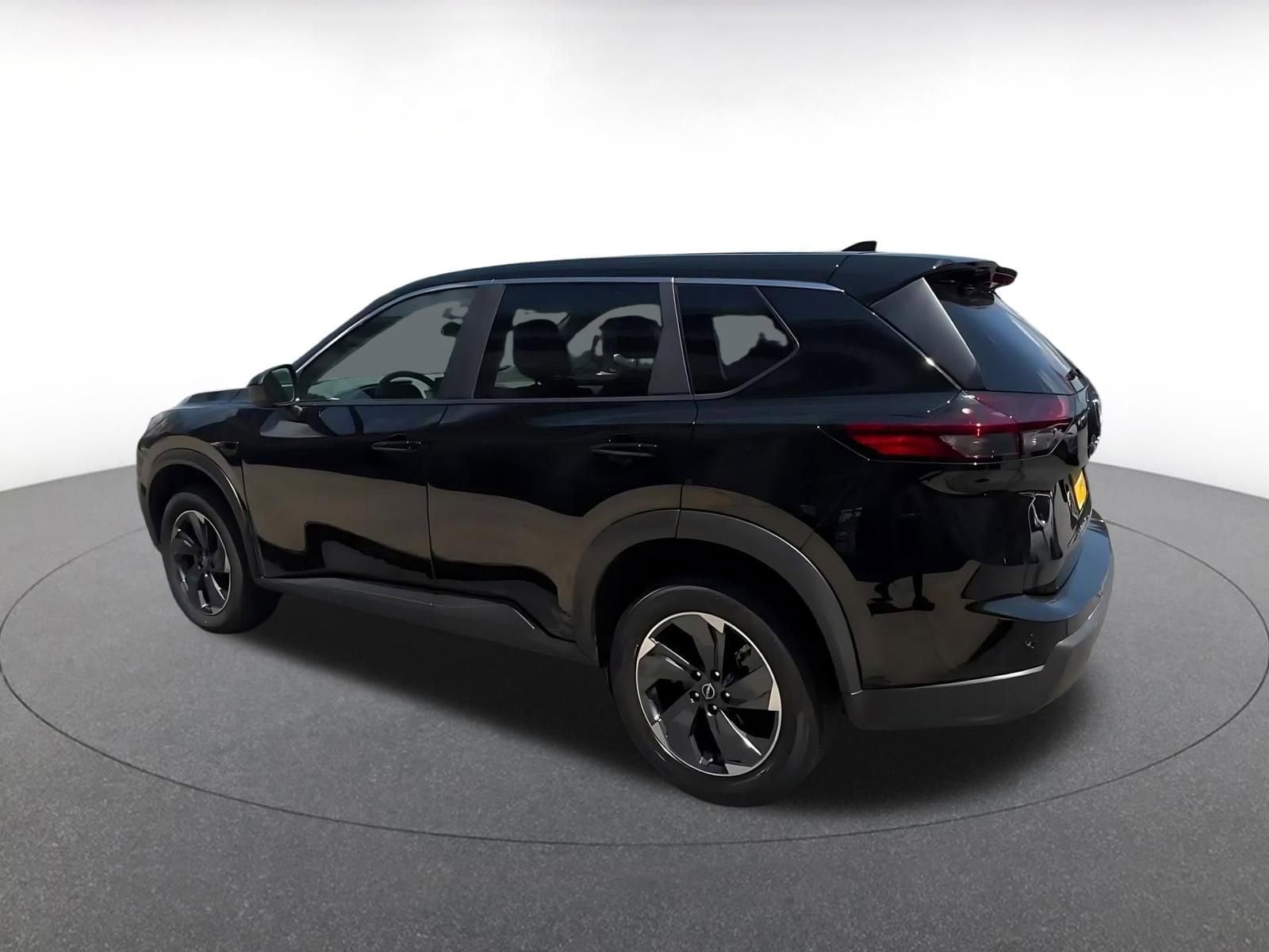Thumbnail: 2025 Nissan Rogue - 10