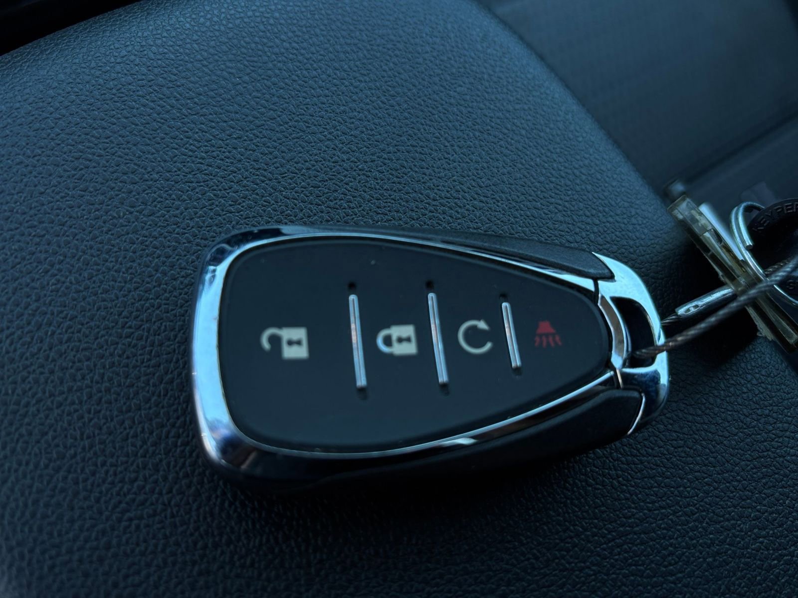 Thumbnail: 2025 Chevrolet Trax - 25