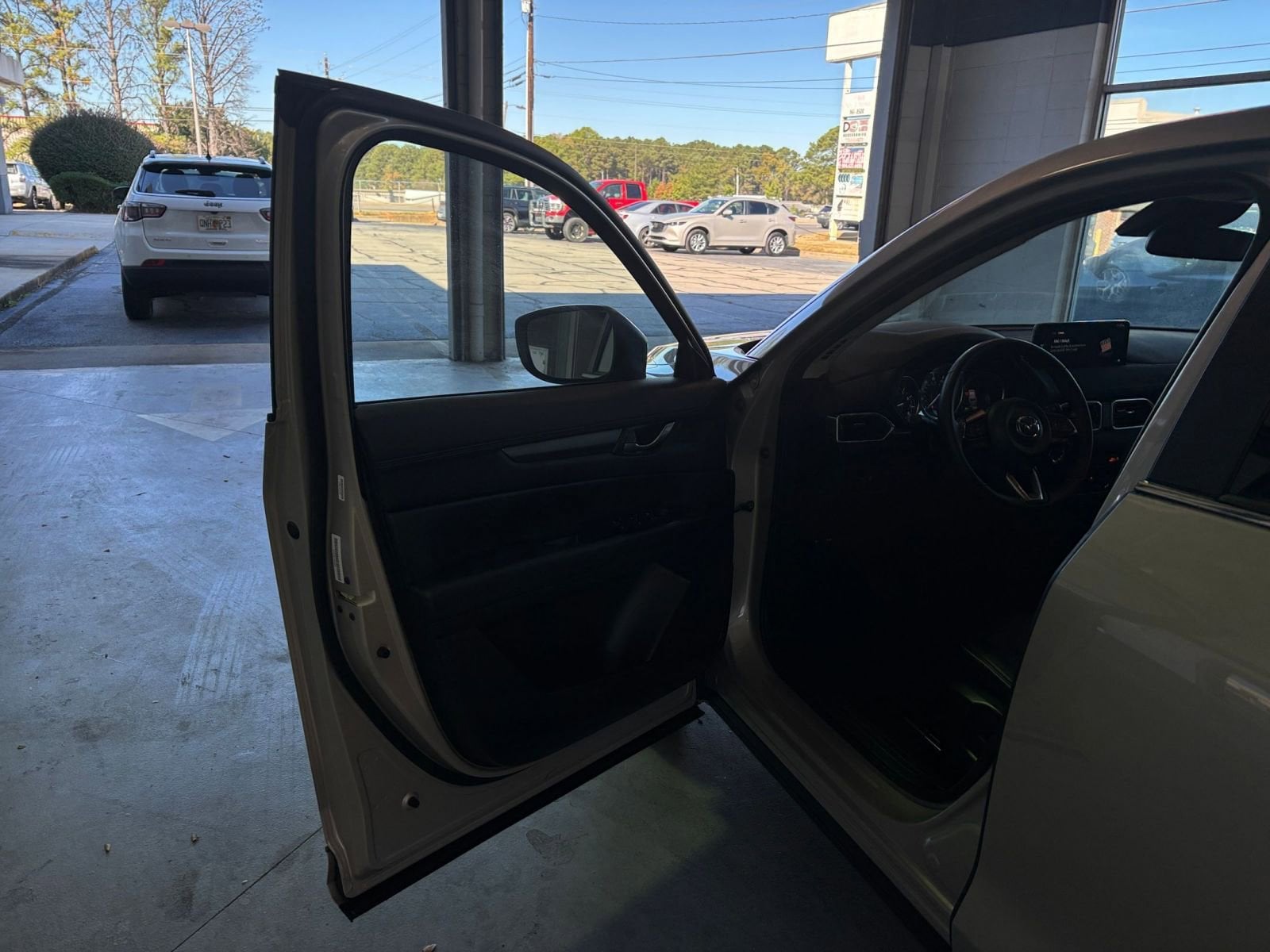 Thumbnail: 2025 Mazda CX-5 - 20