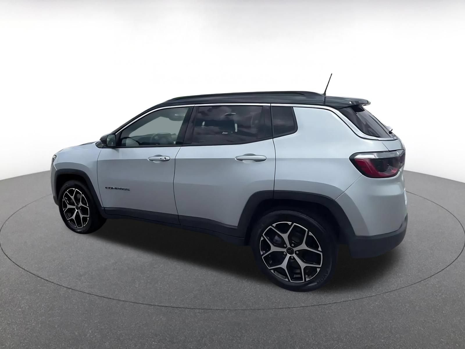 Thumbnail: 2025 Jeep Compass - 10