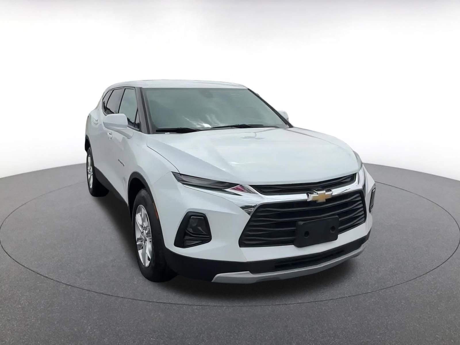 Thumbnail: 2022 Chevrolet Blazer - 3