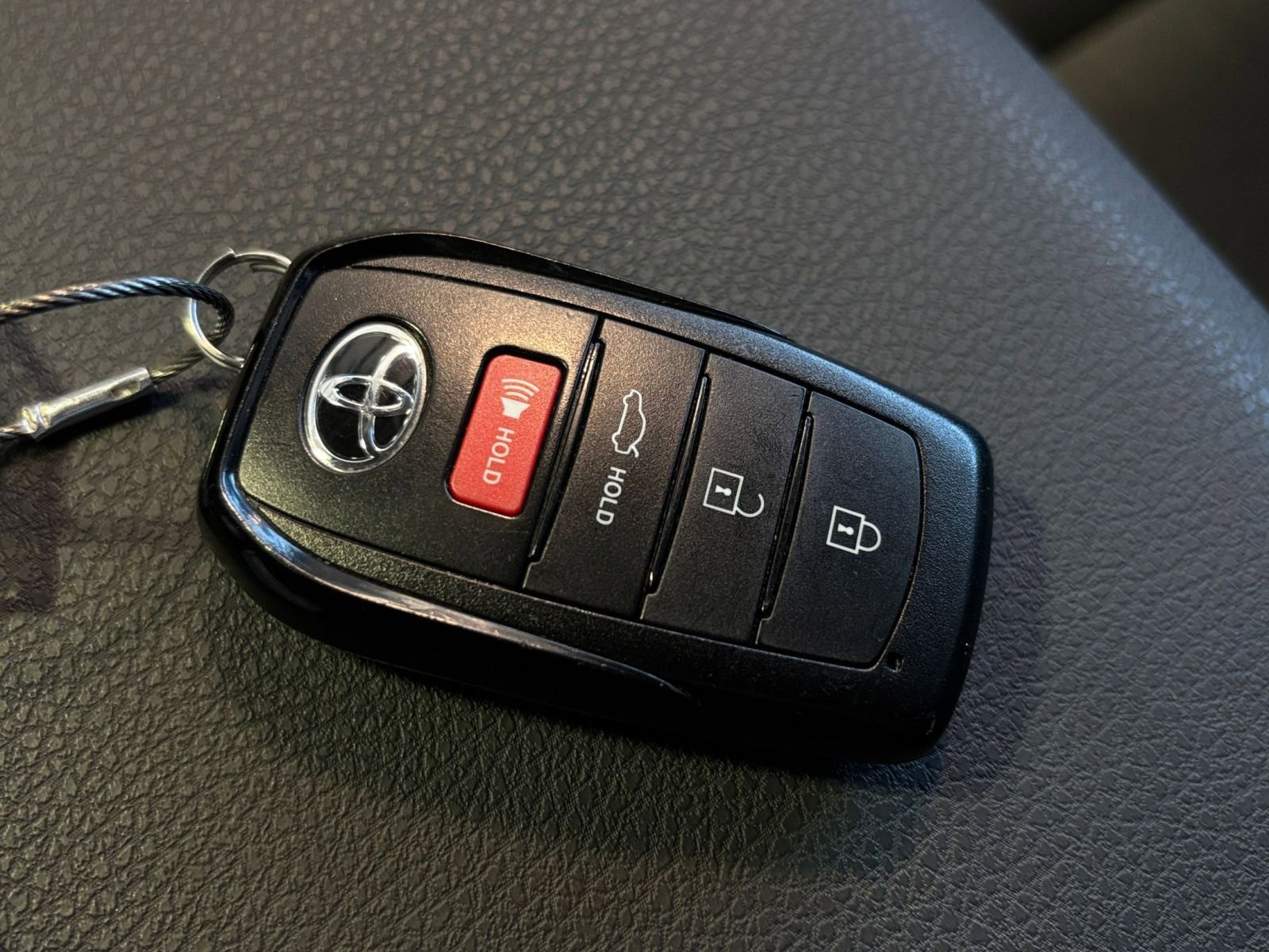 Thumbnail: 2025 Toyota Camry - 28