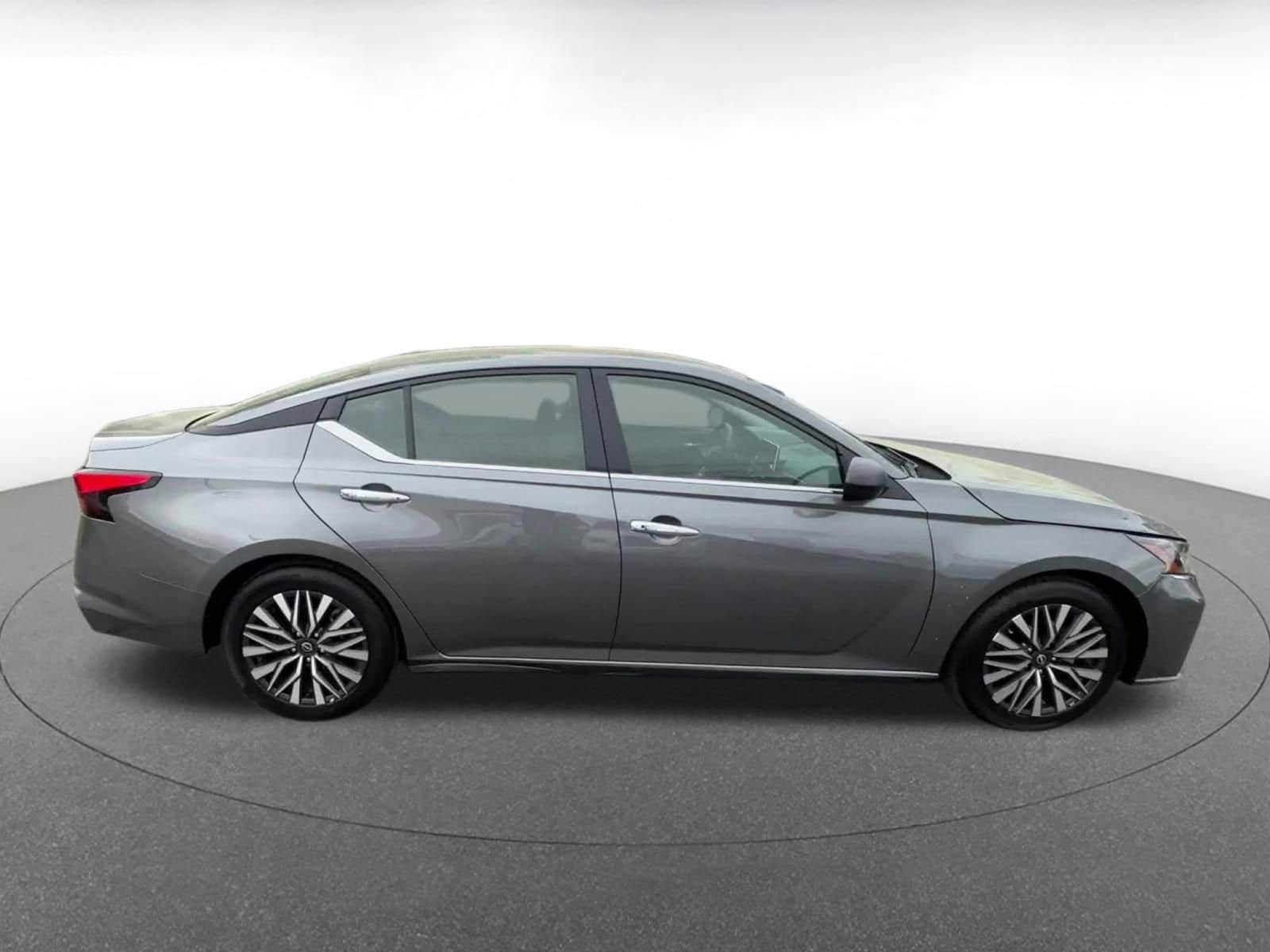 Thumbnail: 2025 Nissan Altima - 22