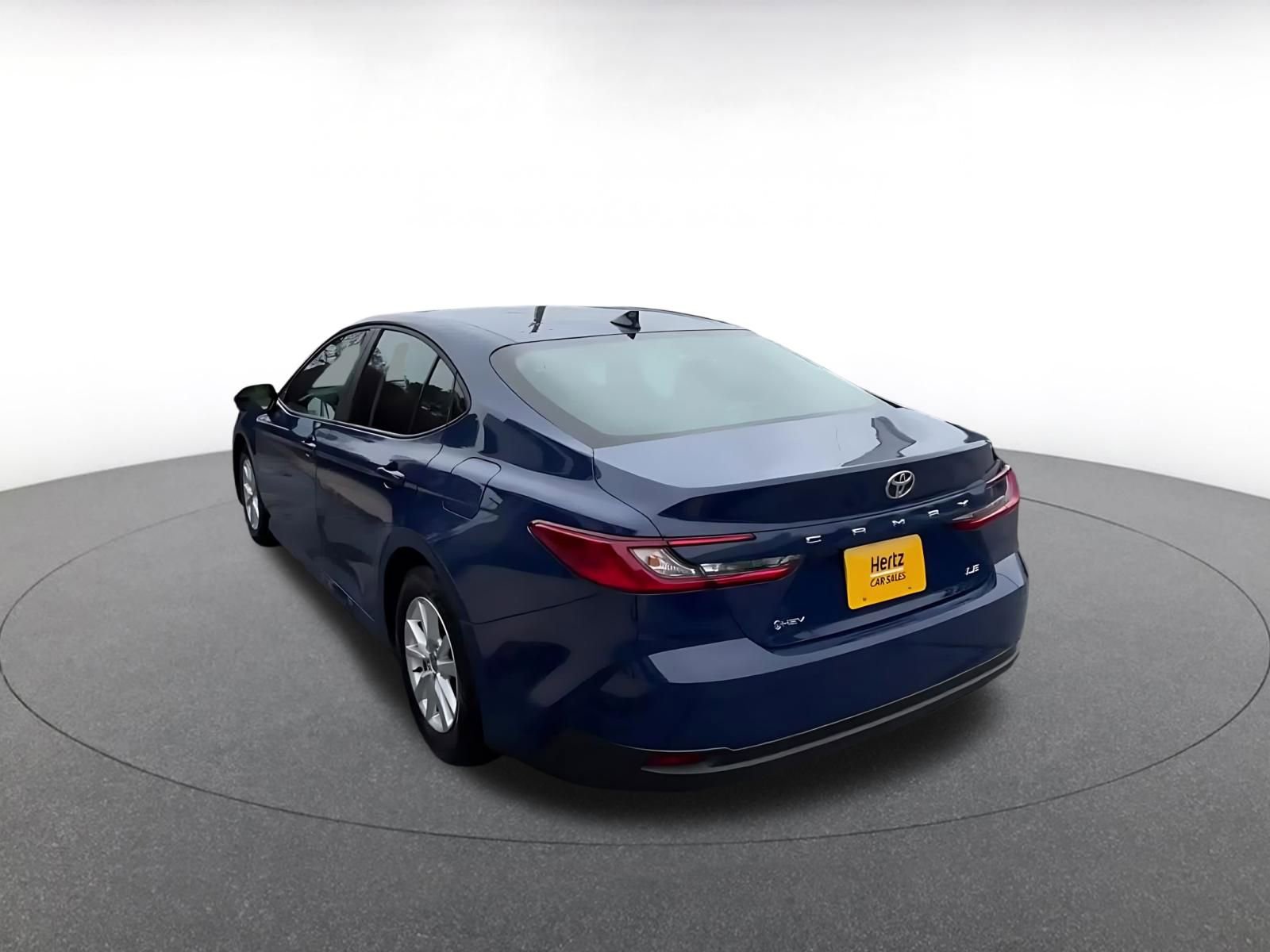 Thumbnail: 2025 Toyota Camry - 11